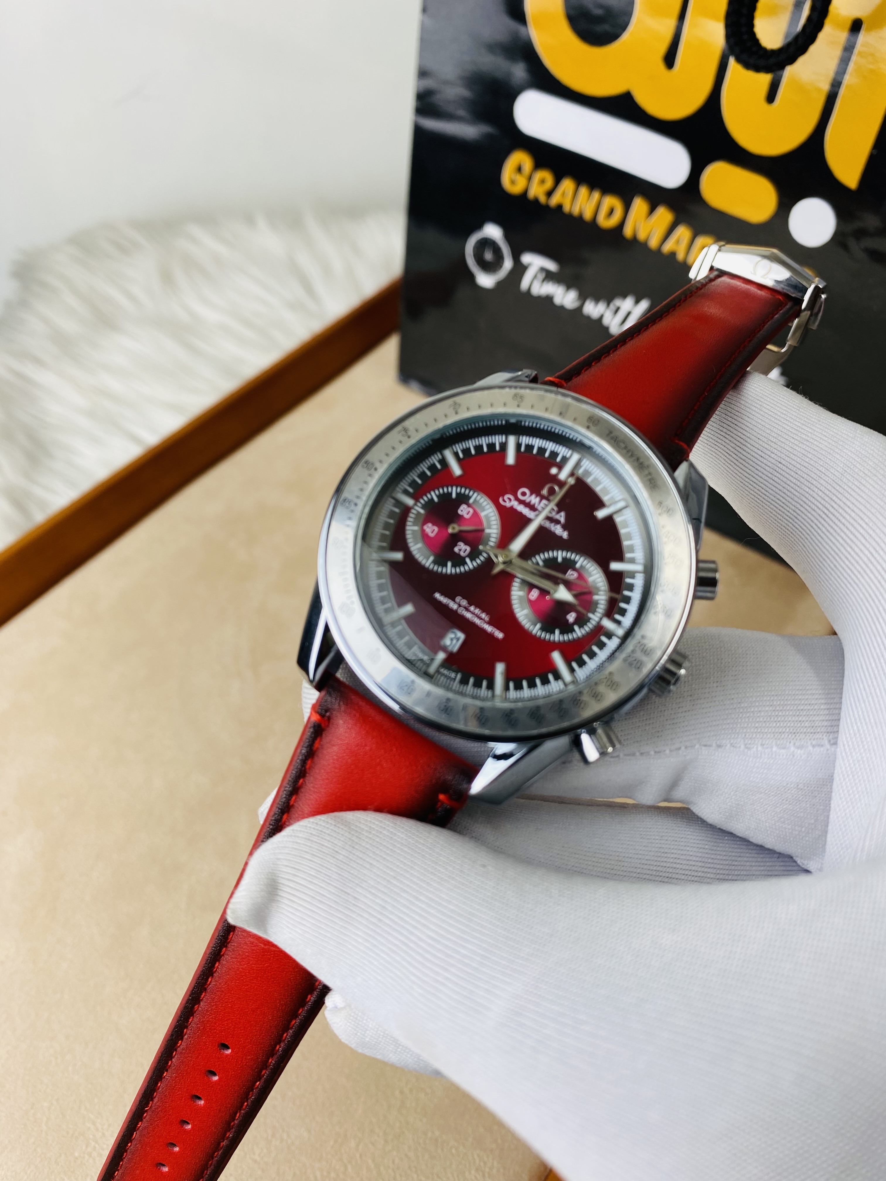 Omega Speed Master || Red