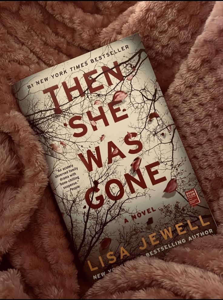 Then She Was Gone: A Novel Book by Lisa Jewell_img_0
