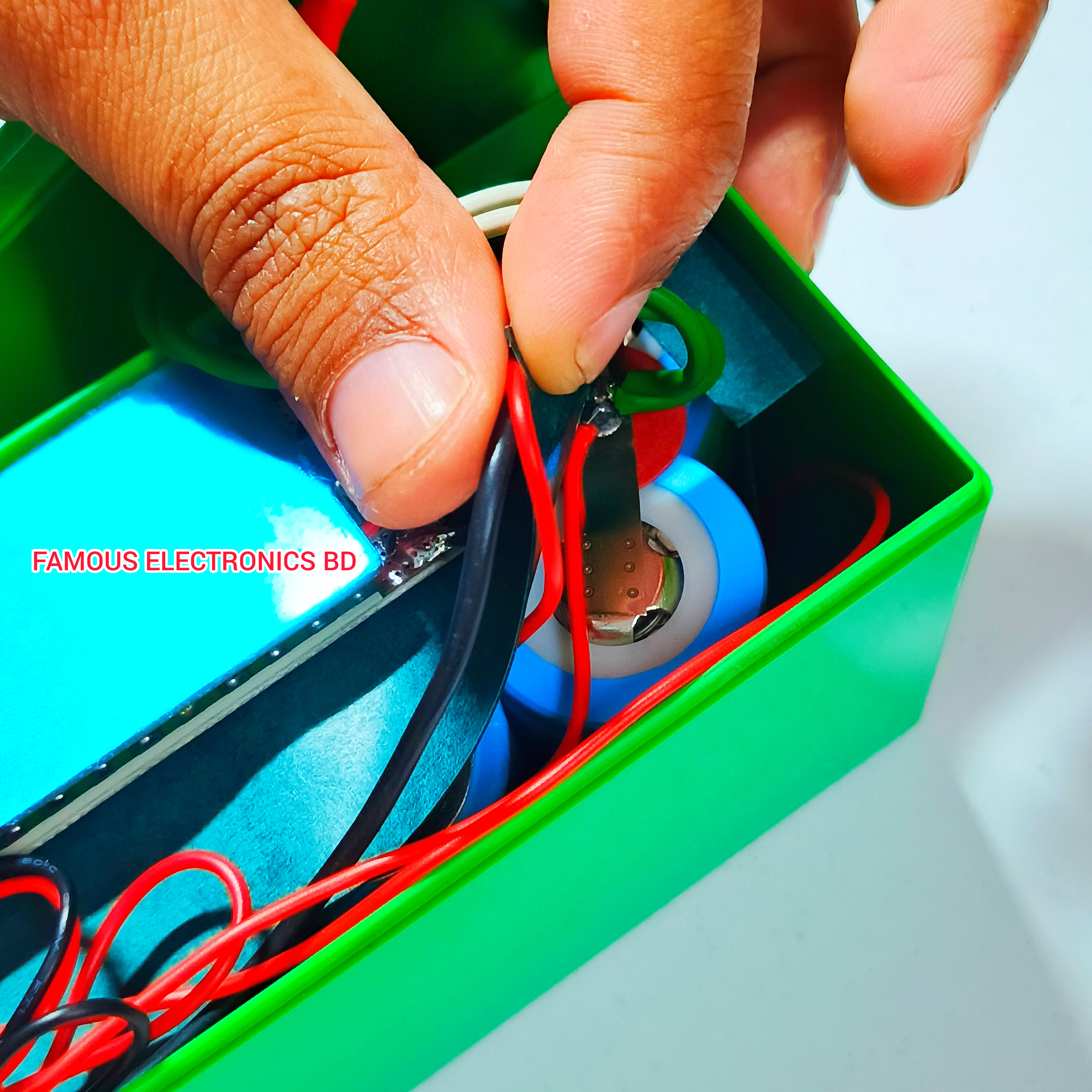 12V 12AMP LifePo4 Powerful Battery Pack_img_5