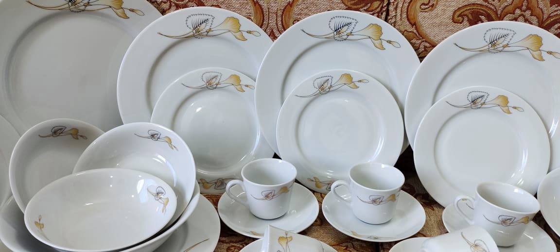 Protik fine ceramics  32p