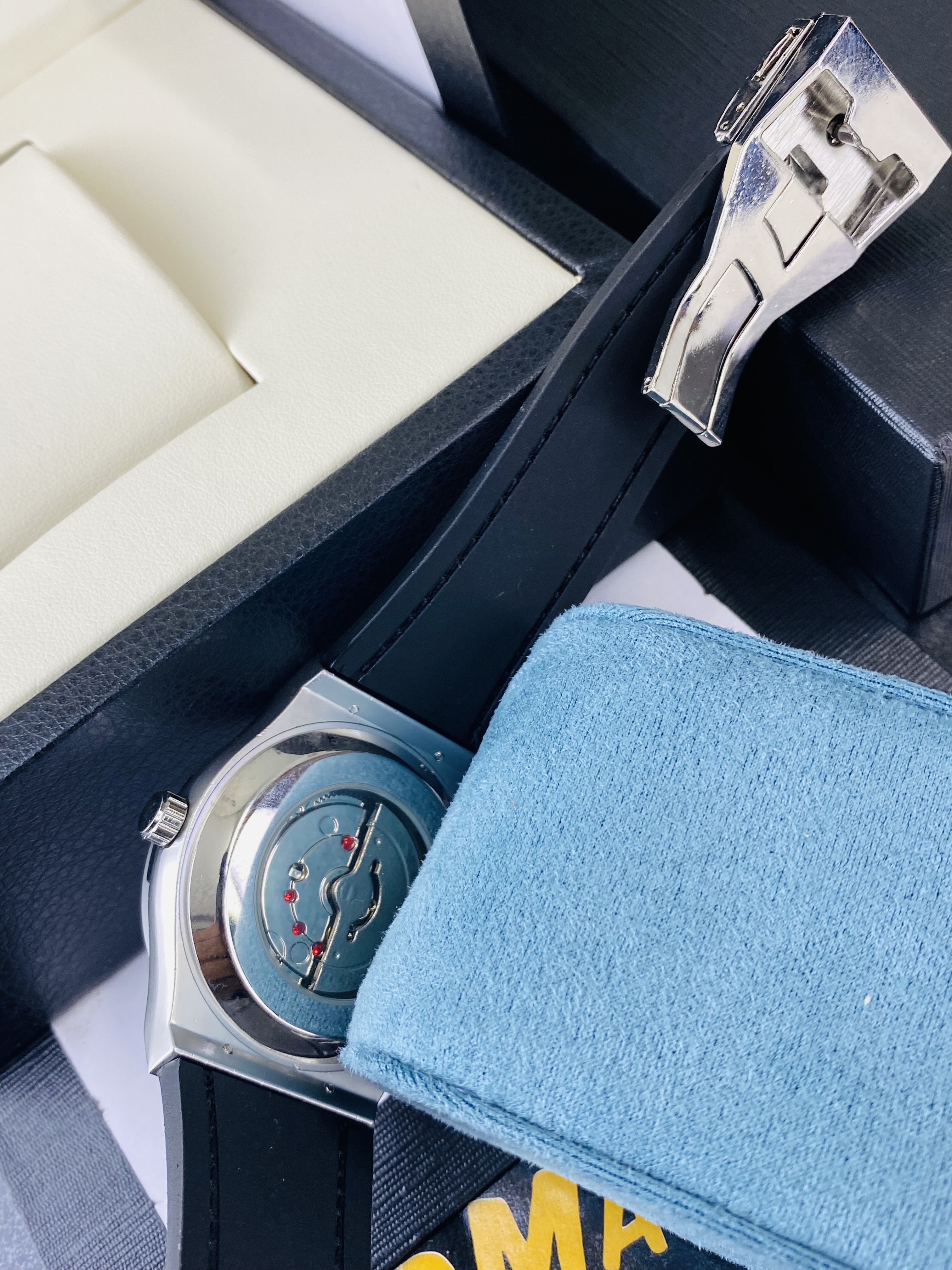 Hublot Brown Strap Sweep movement battery quartz_img_1