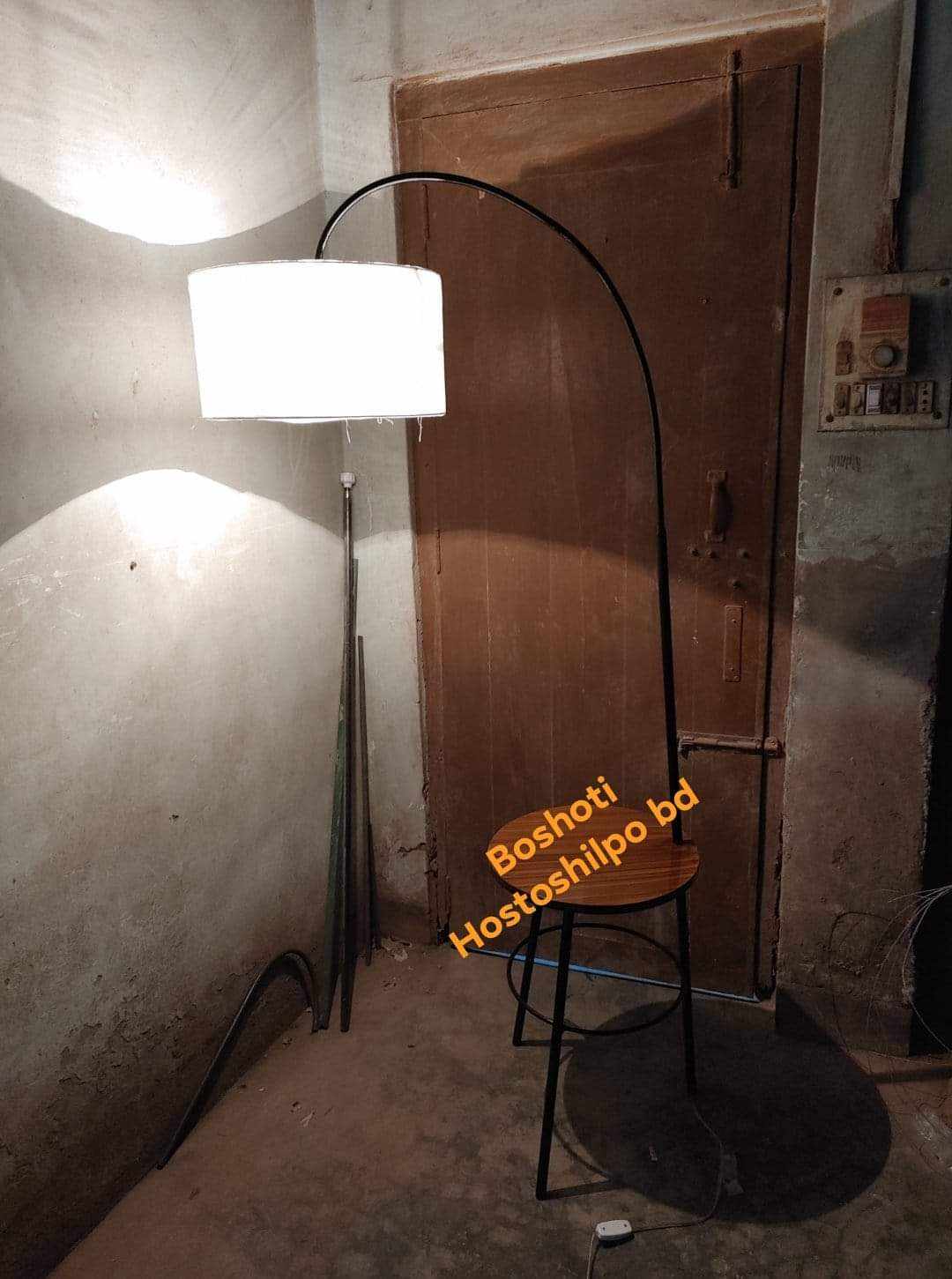 Corner stand lamp_img_1