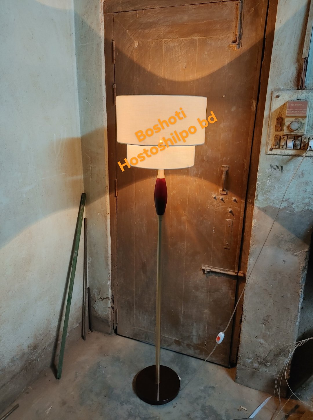 Corner stand lamp_img_1