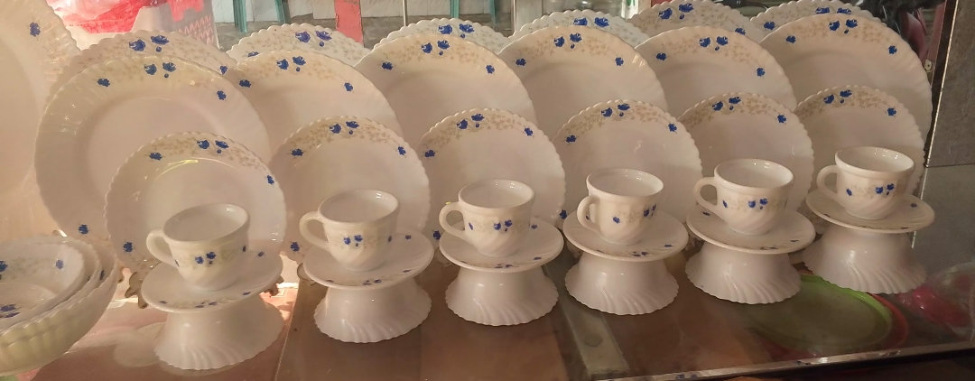 Nasir opal glass 52p