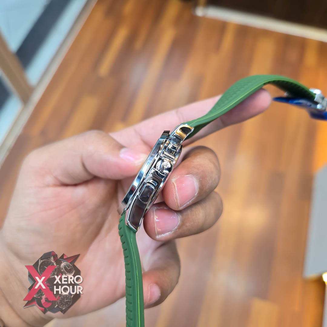 Patek philippe Aquanaut | Silicon Strap | AA Grade | Green Silicon Strap with Green Dial_img_2