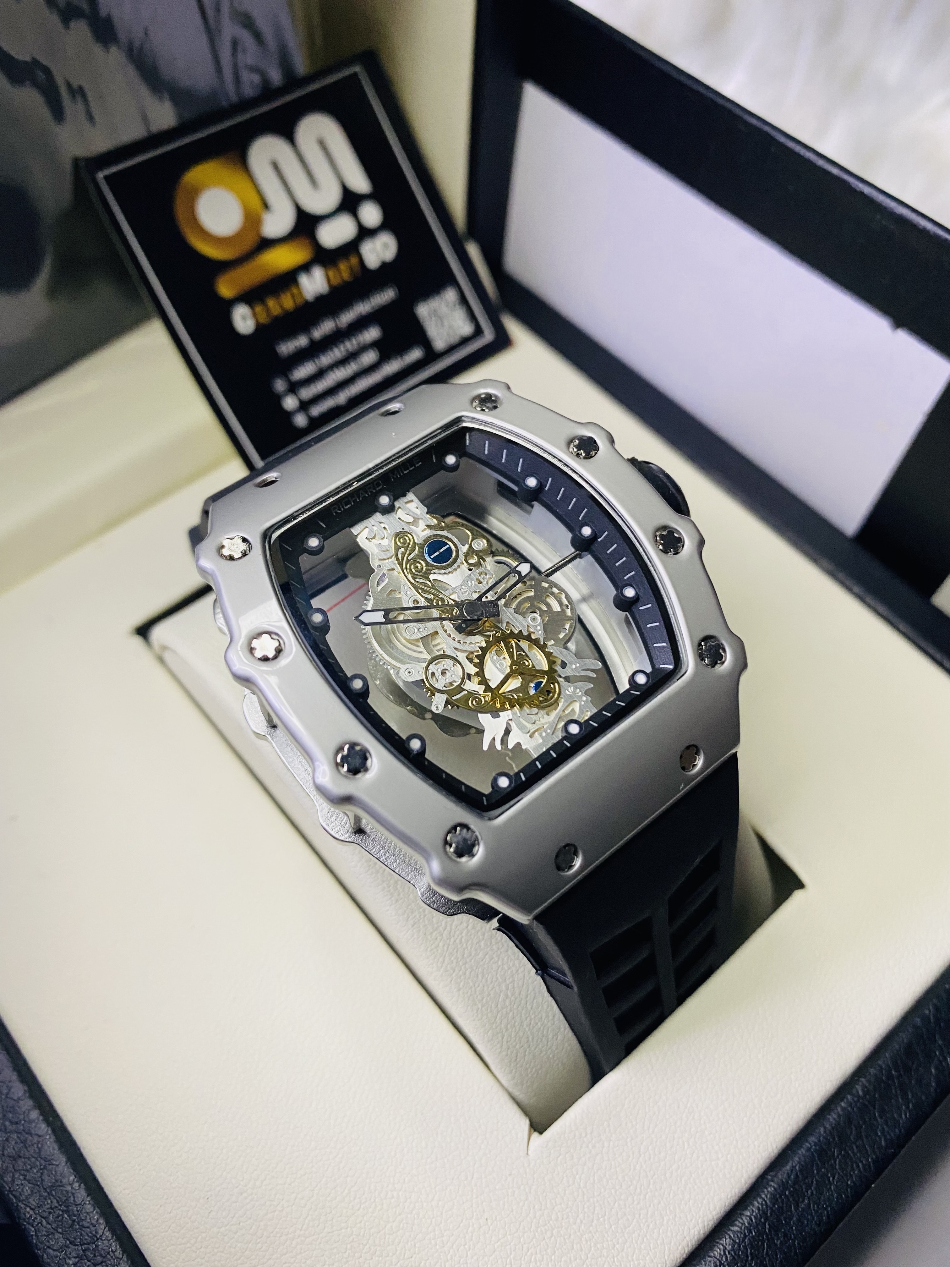 RM uper silver_img_0