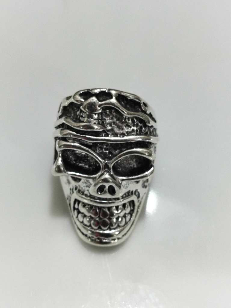 Skeleton Ring for Men & Women ( BIG RING ) | Gothic Skull Design | Unique Punk Jewelry_img_4