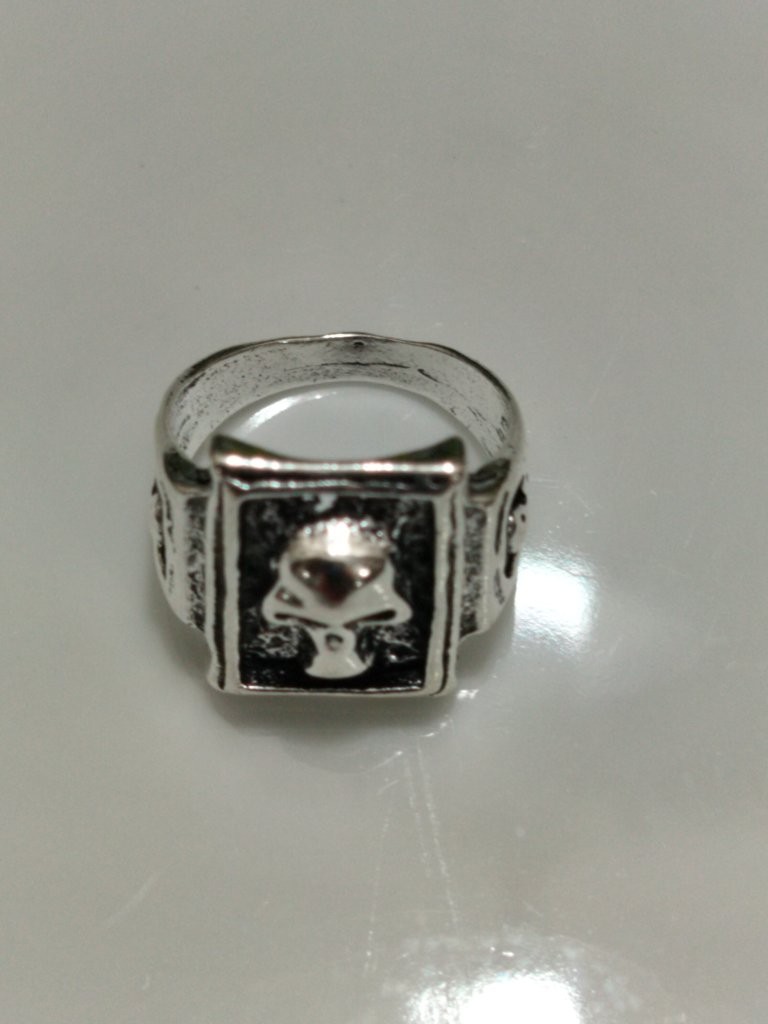 Skeleton Ring for Men & Women ( BIG RING ) | Gothic Skull Design | Unique Punk Jewelry_img_13