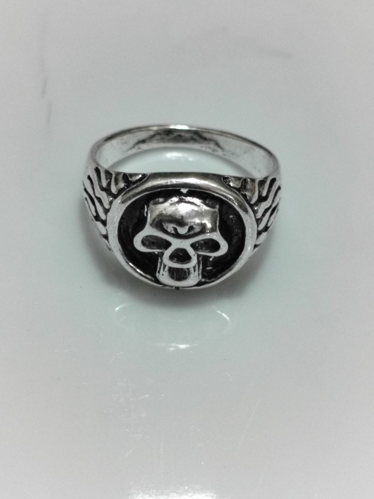 Skeleton Ring for Men & Women ( SMALL RING ) | Gothic Skull Design | Unique Punk Jewelry_img_6