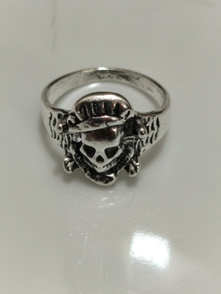 Skeleton Ring for Men & Women ( SMALL RING ) | Gothic Skull Design | Unique Punk Jewelry_img_8