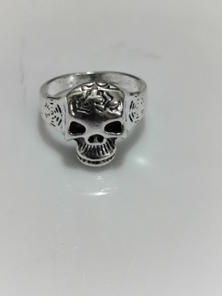 Skeleton Ring for Men & Women ( SMALL RING ) | Gothic Skull Design | Unique Punk Jewelry_img_14