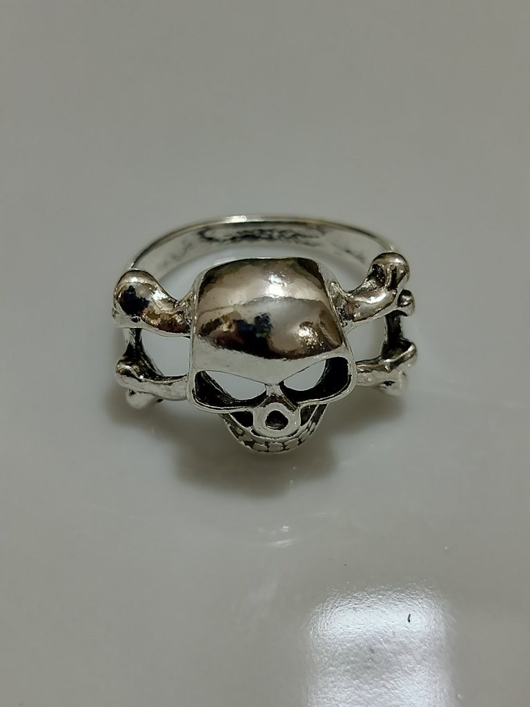 Skeleton Ring for Men & Women ( SMALL RING ) | Gothic Skull Design | Unique Punk Jewelry_img_33