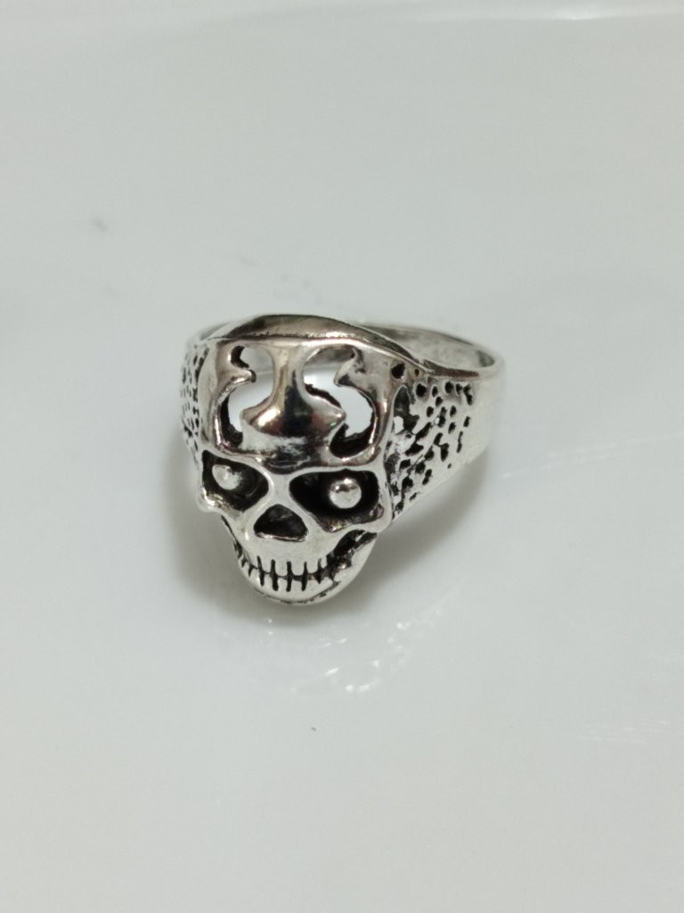 Skeleton Ring for Men & Women ( SMALL RING ) | Gothic Skull Design | Unique Punk Jewelry_img_40