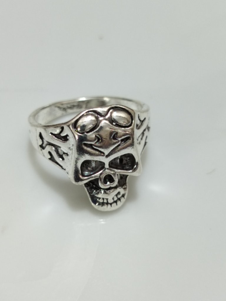 Skeleton Ring for Men & Women ( SMALL RING ) | Gothic Skull Design | Unique Punk Jewelry_img_50