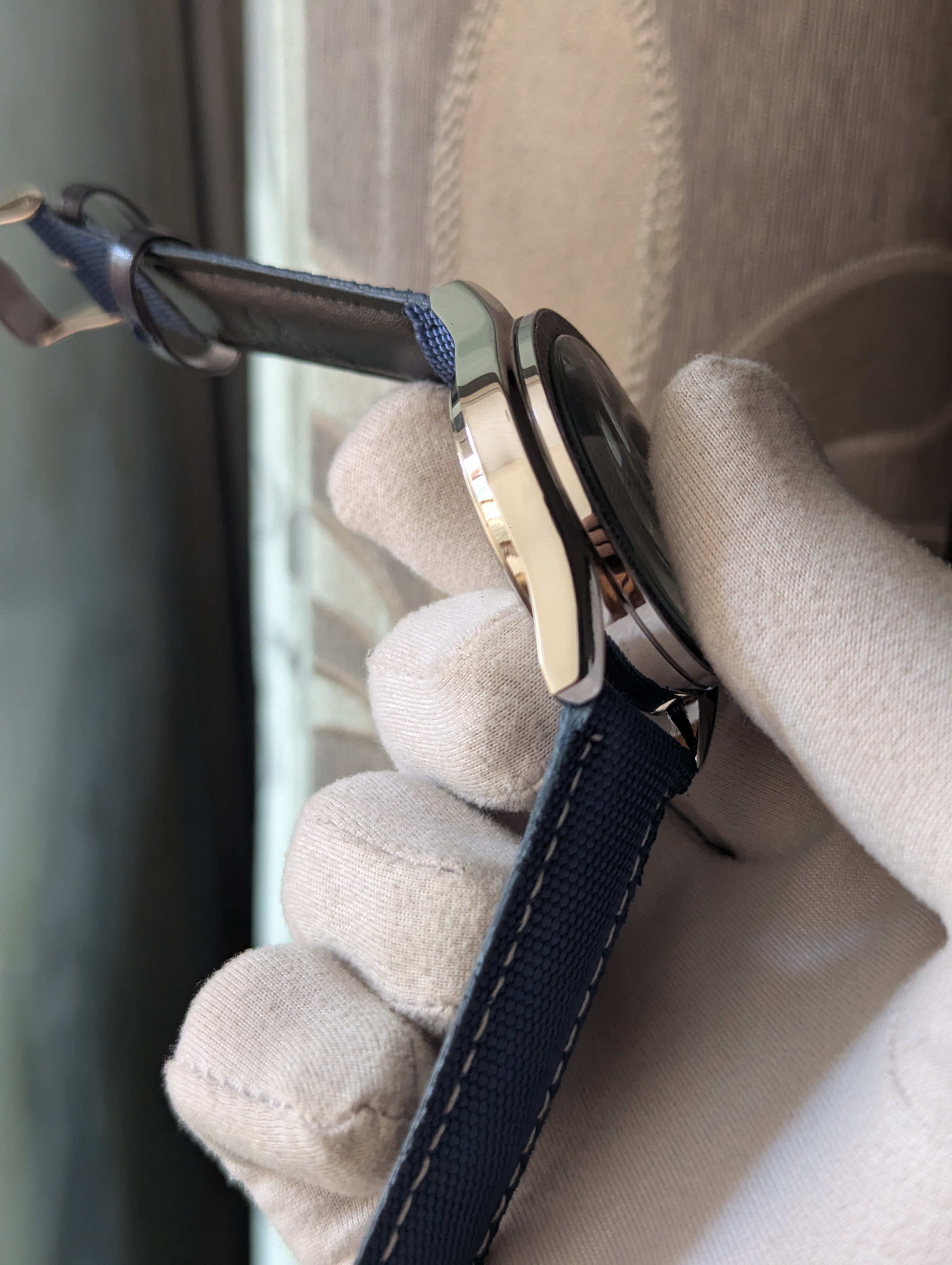 Omega Chronograph Watch White Face_img_3