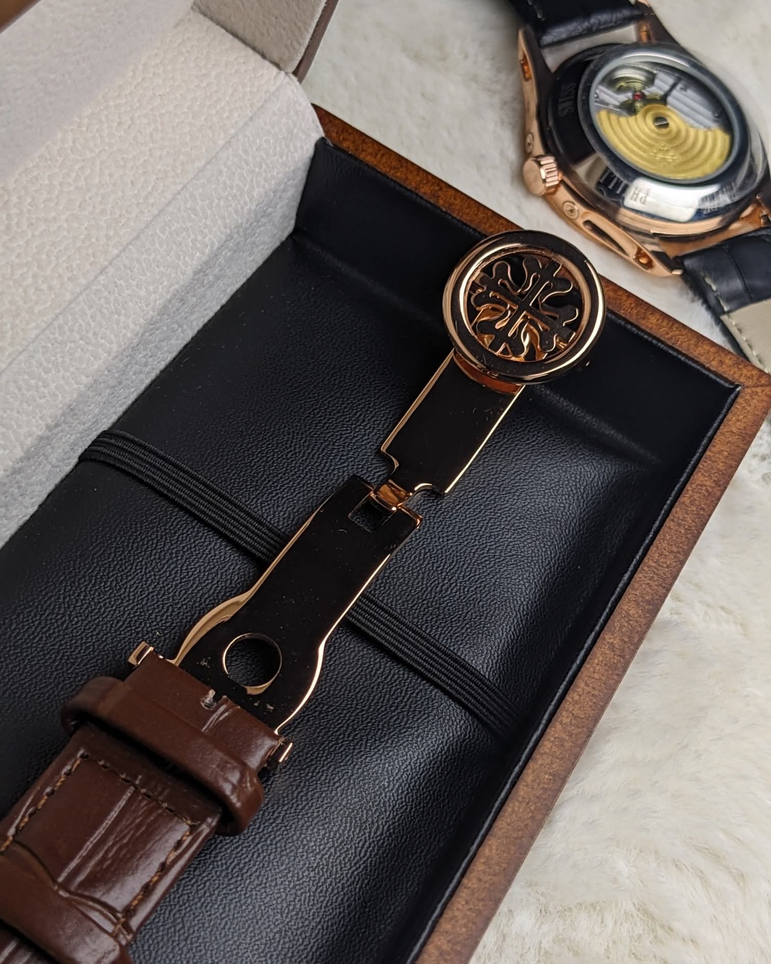 Patek Phillippe Quartz Watch White_img_4