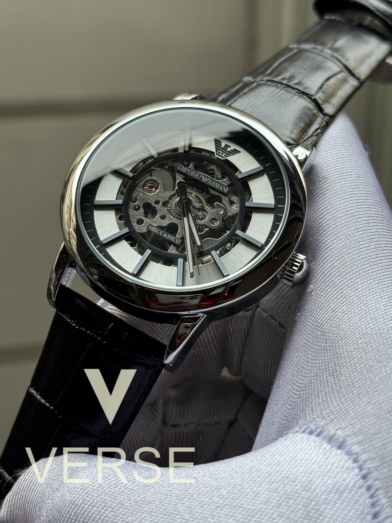 Armani Auto belt black silver white dial