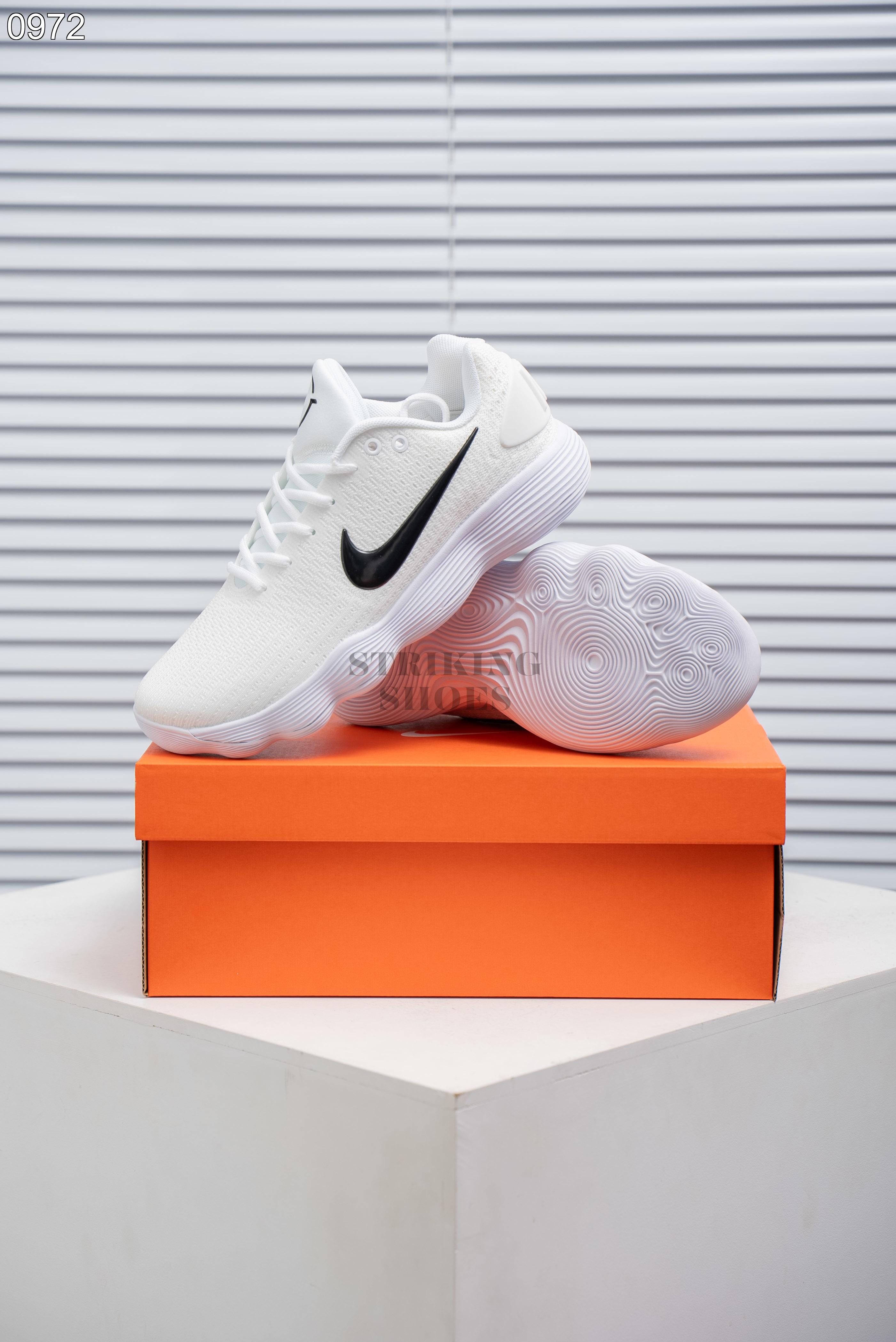 Nike Hyperdunk  Low_img_0