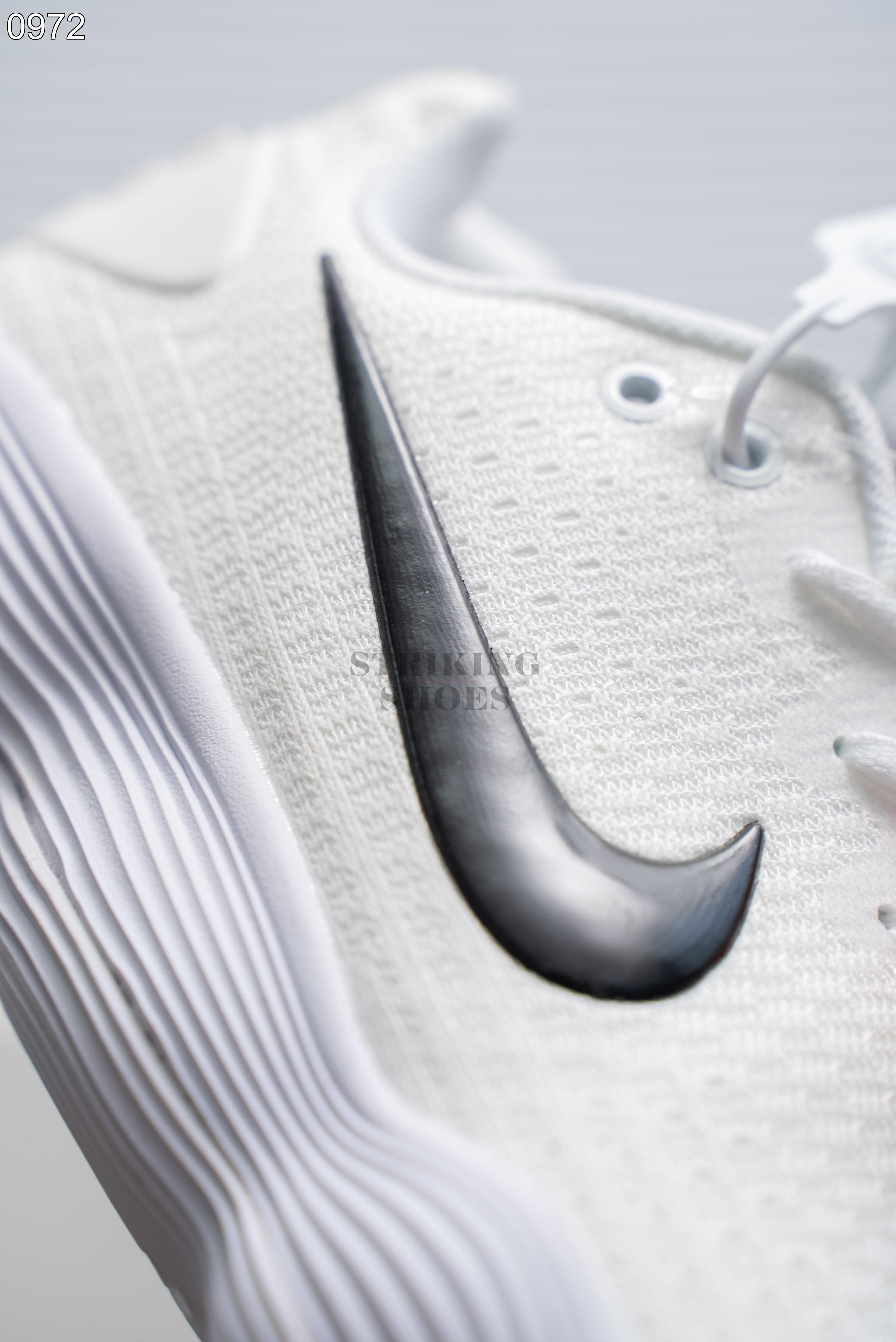 Nike Hyperdunk  Low_img_2