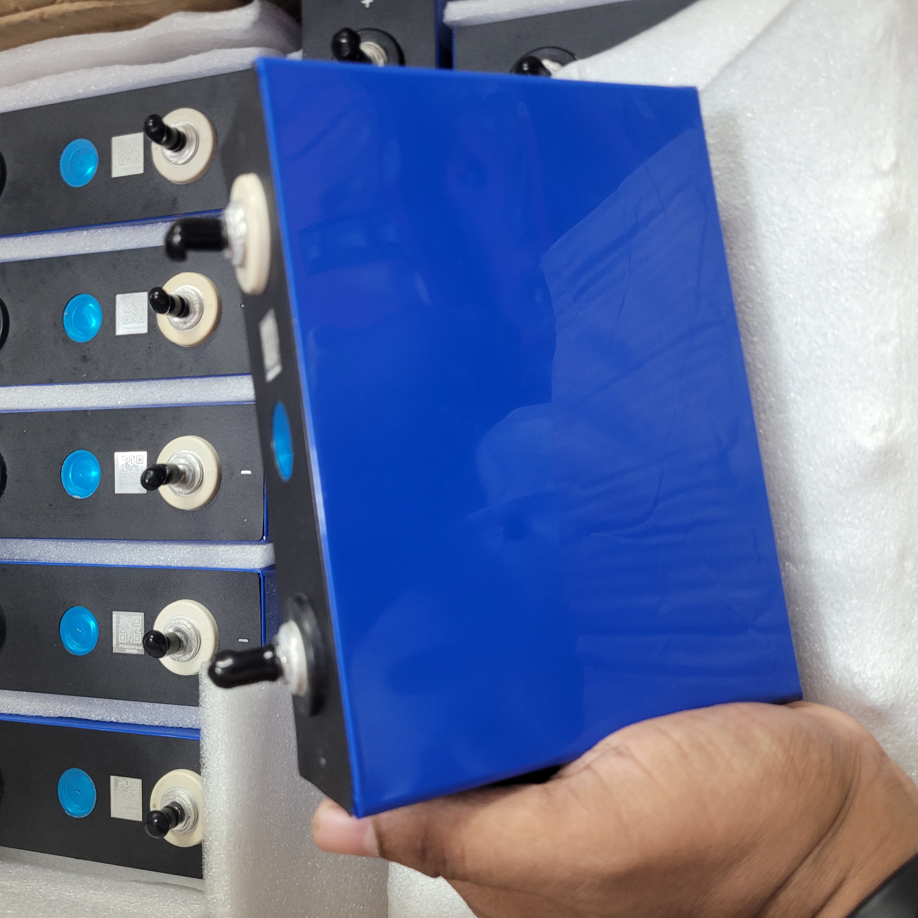 EVE 100A Grade A LiFePO4 Battery Cell 3.2V 100Ah | High Capacity Lithium Iron Phosphate Cell | 1900g