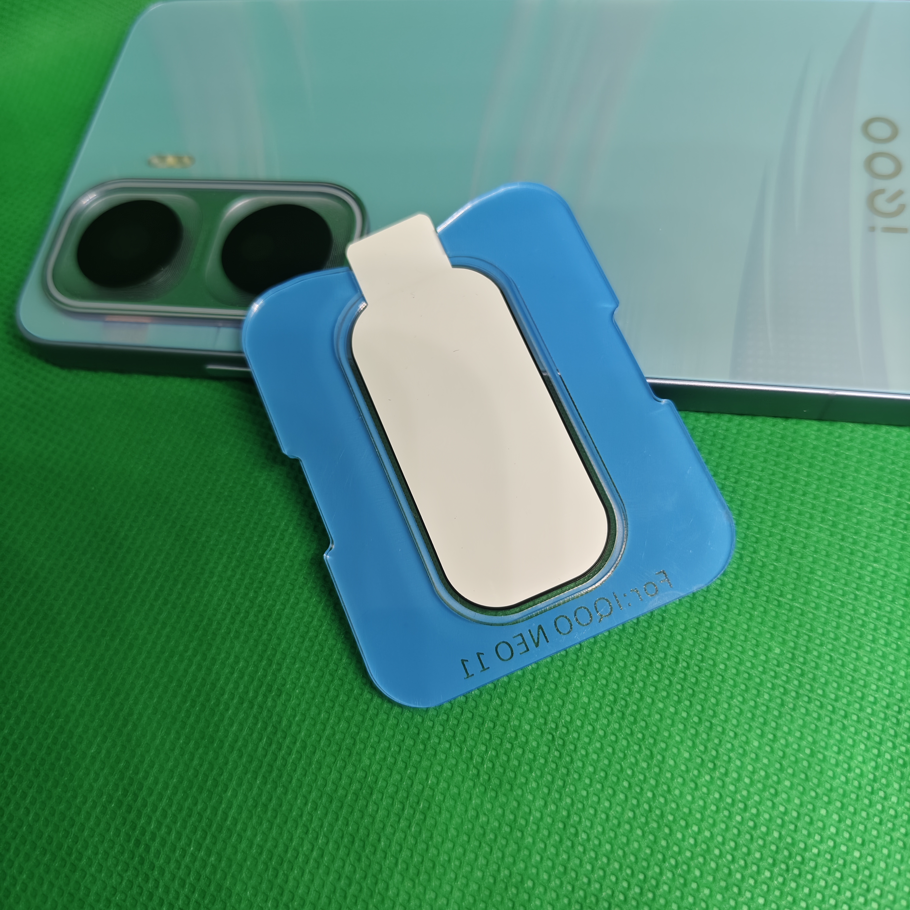 iQOO Neo11 Camera Protector with Adjustable Kit_img_3