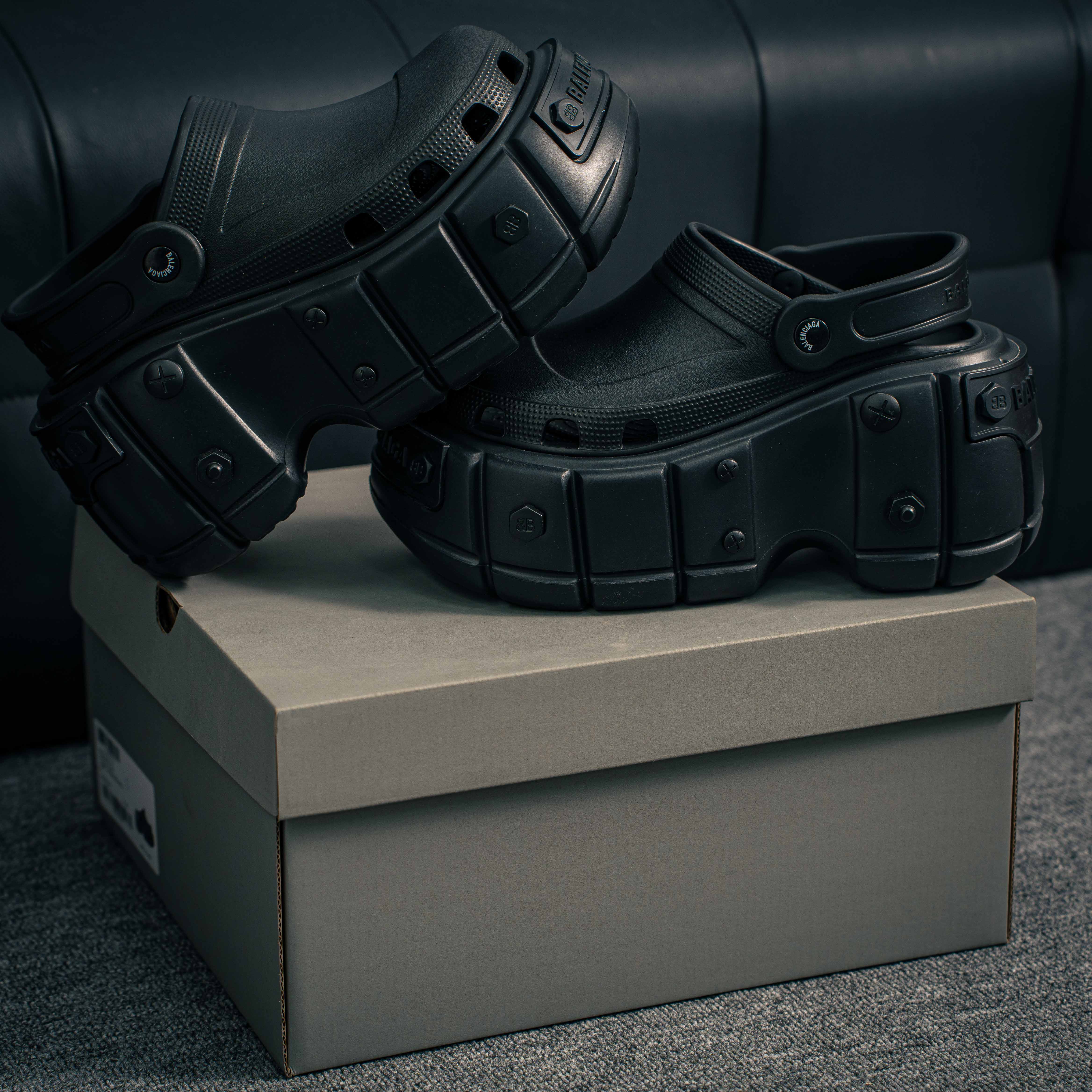 Balenciaga Hardcrocs Mules (1:1)_img_3