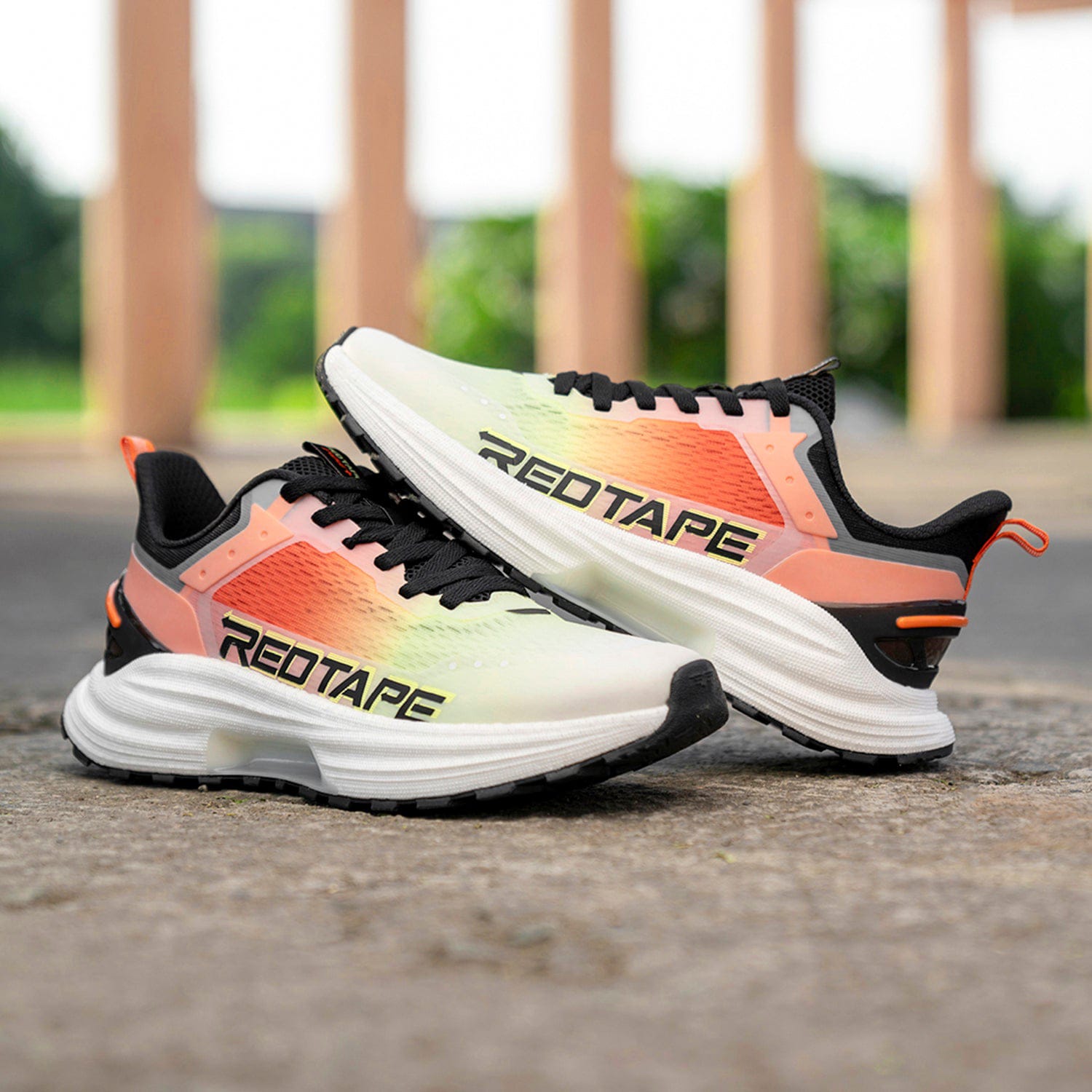 Redtape 𝐒𝐧𝐞𝐚𝐤𝐞𝐫_img_1