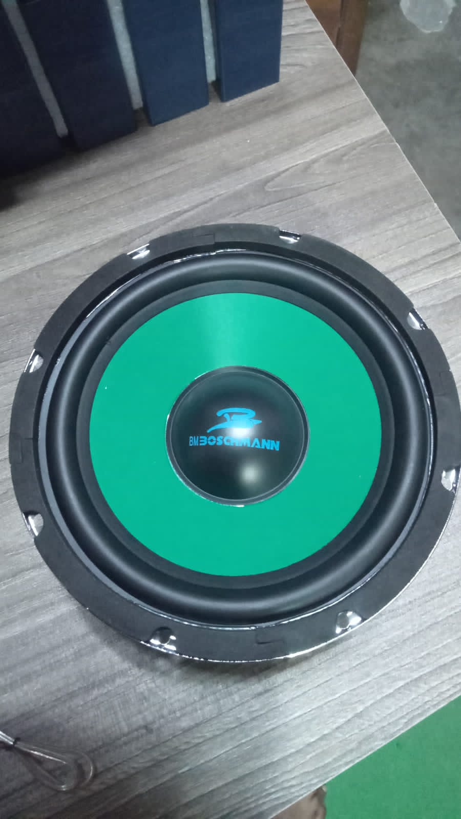 8"bosmen speaker_img_1