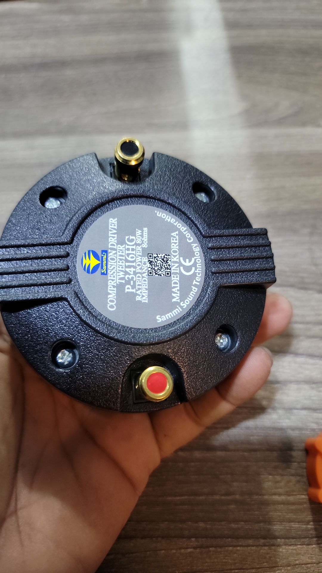 ৪৪.৪-টুইটার