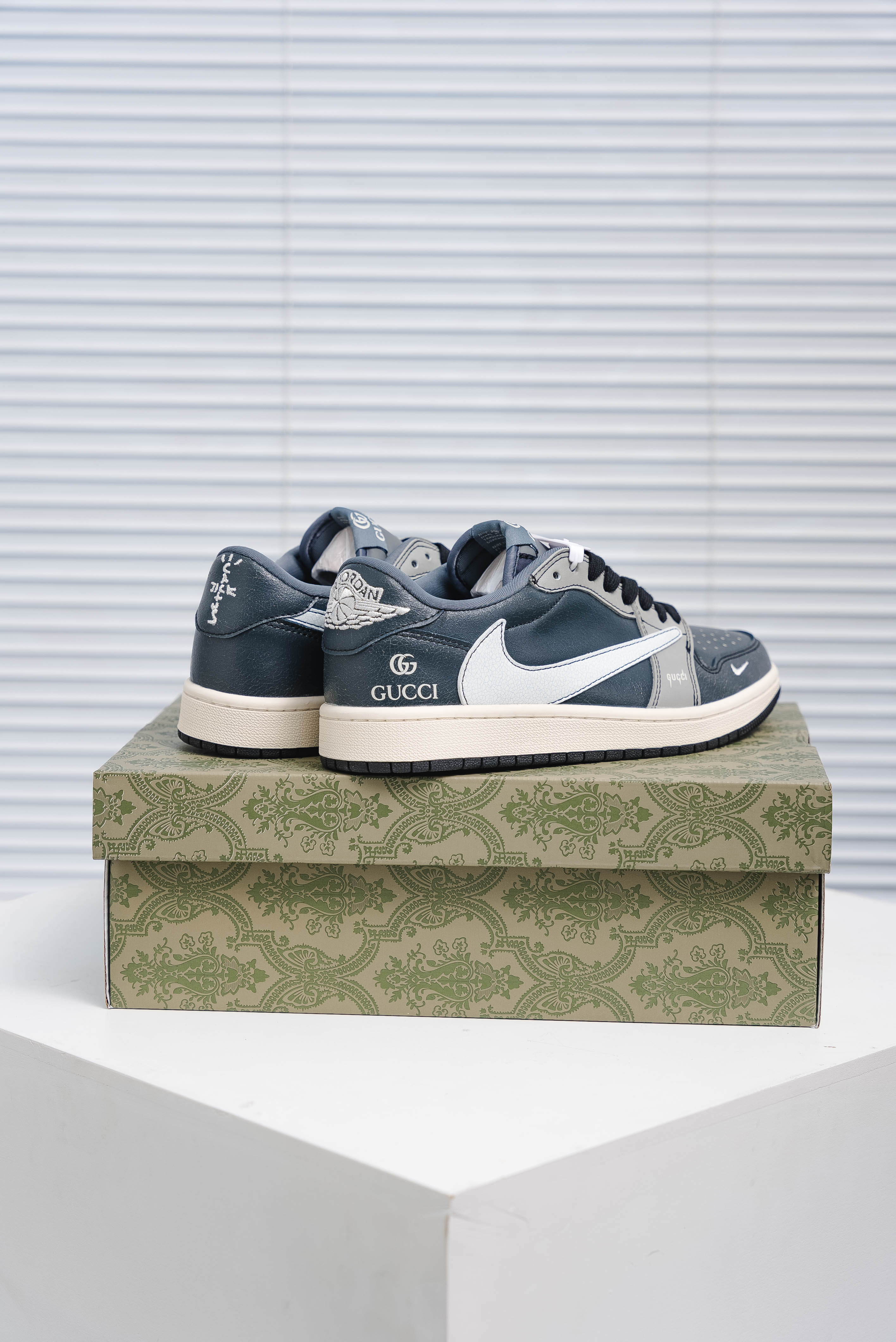 Nike Air Jordan 1 Low x Gucci (1:1)_img_4