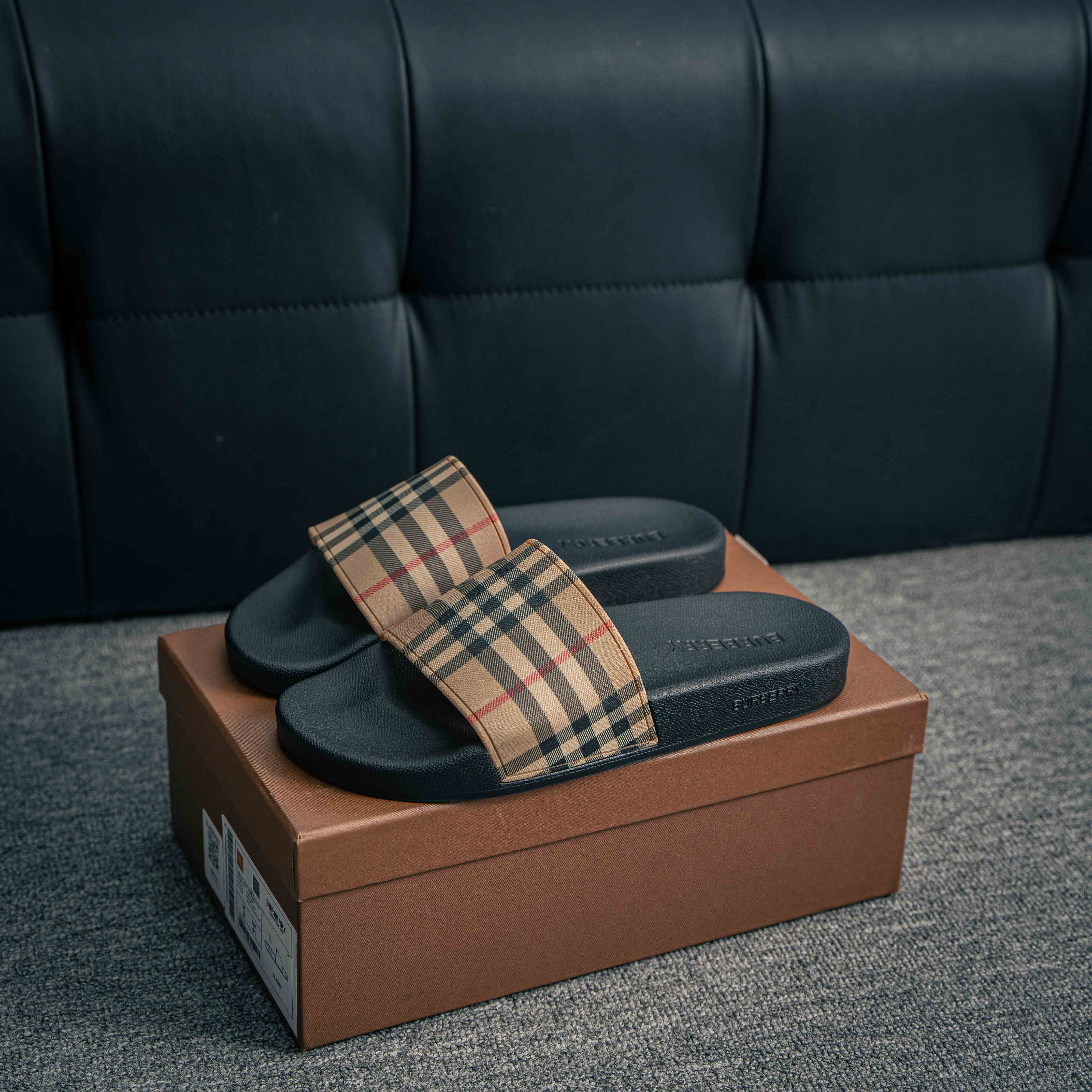 Burberry Sides (1:1)_img_3