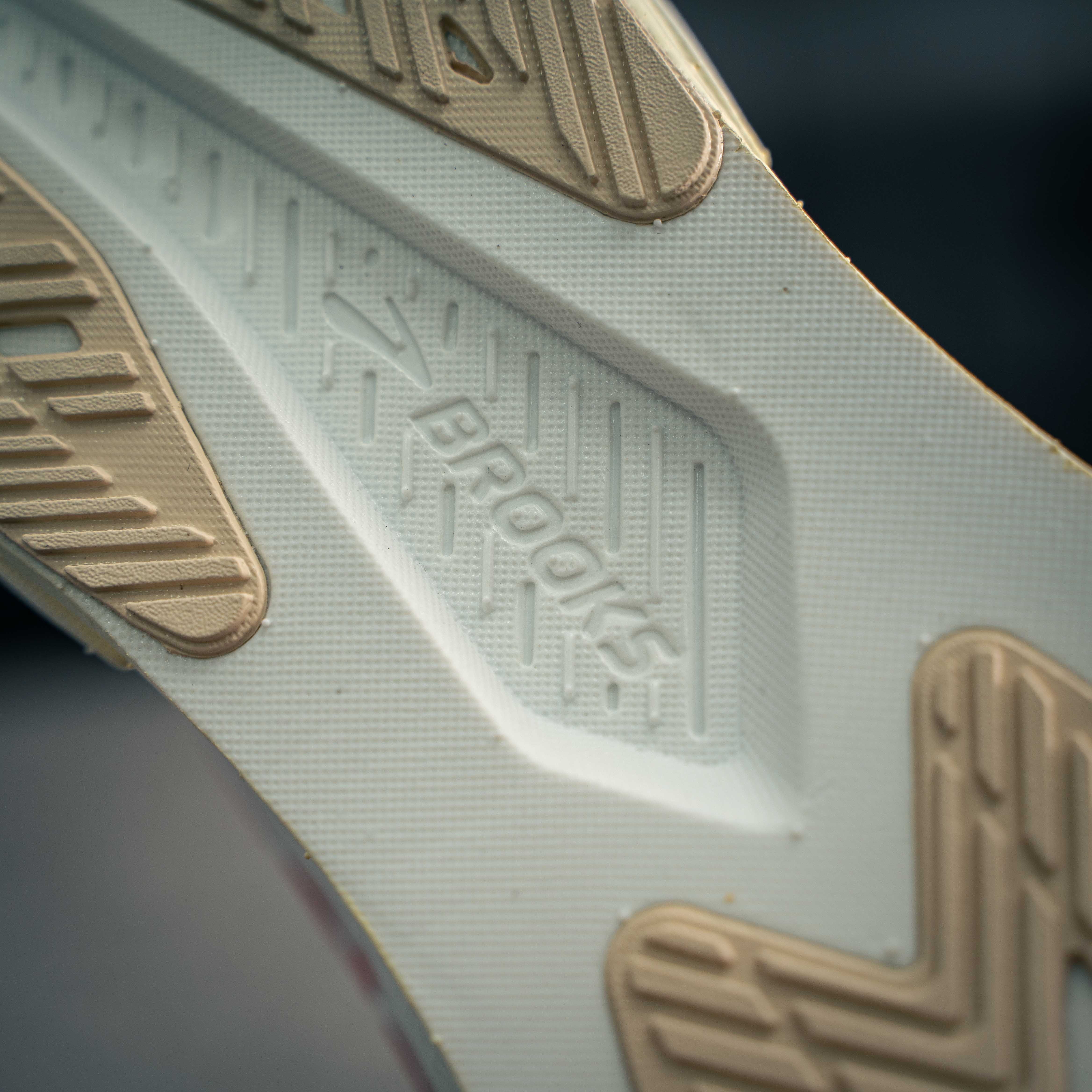 Brooks Hyperion GTS 2 (1:1)_img_8