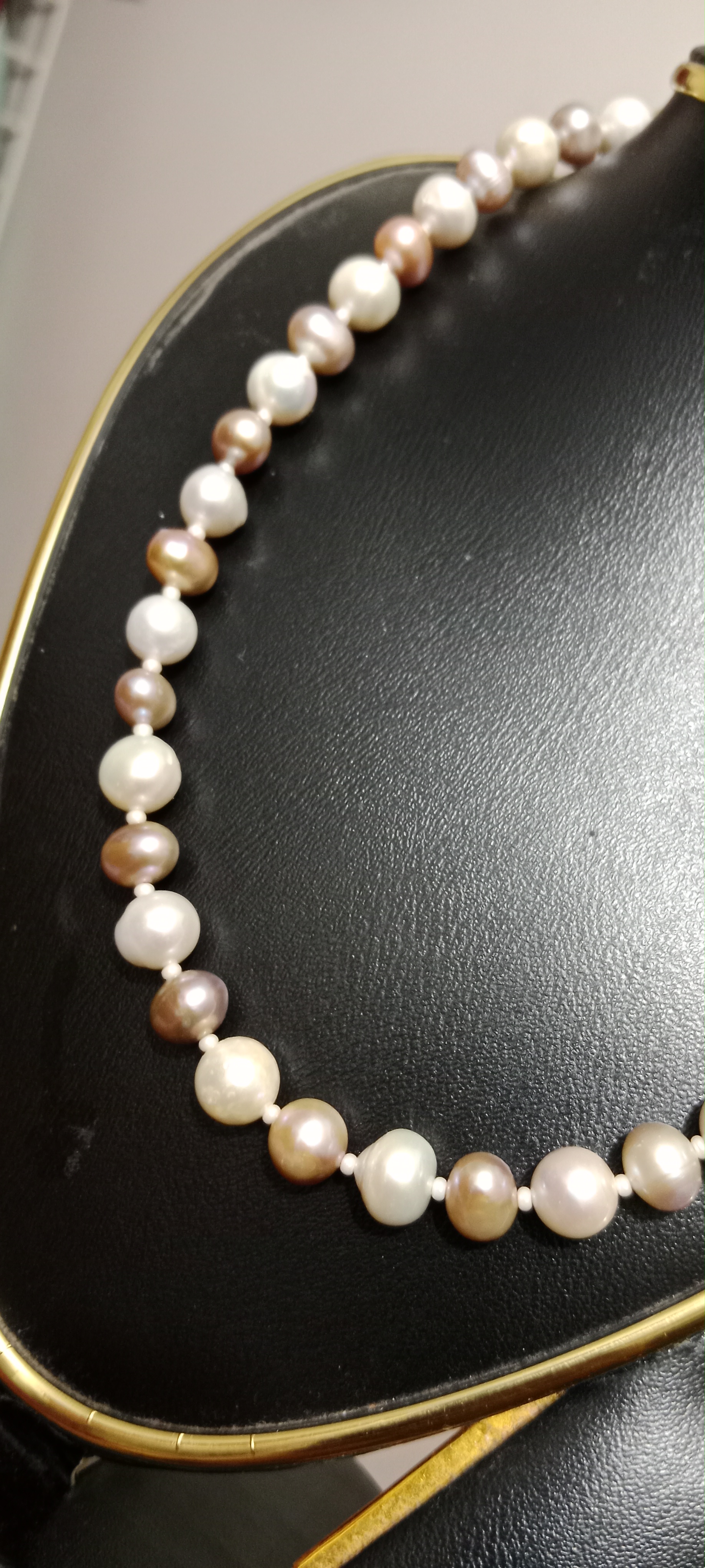 Pearl One layer white & Levender pearl necklace_img_2