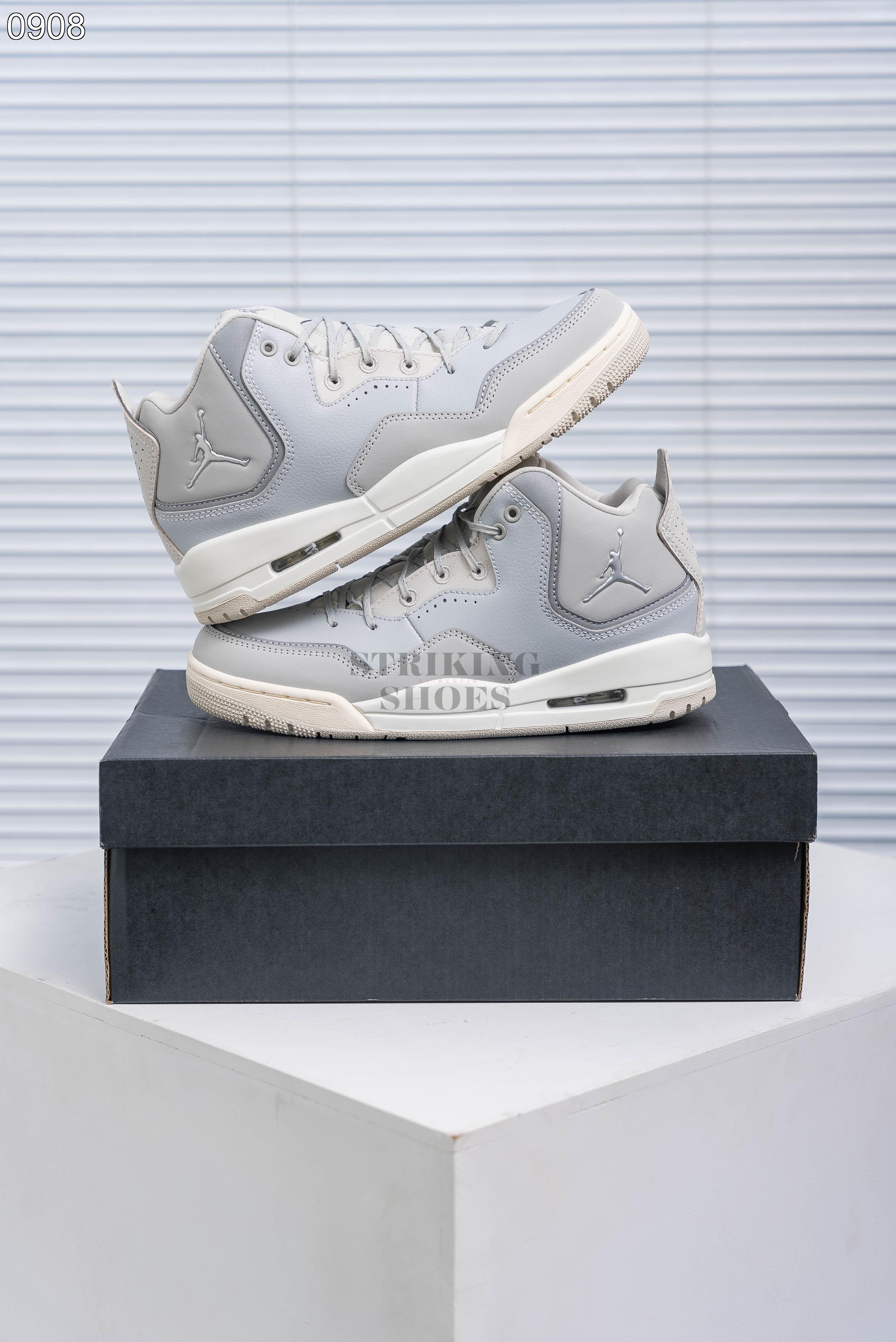 Jordan Courtside 23_img_1