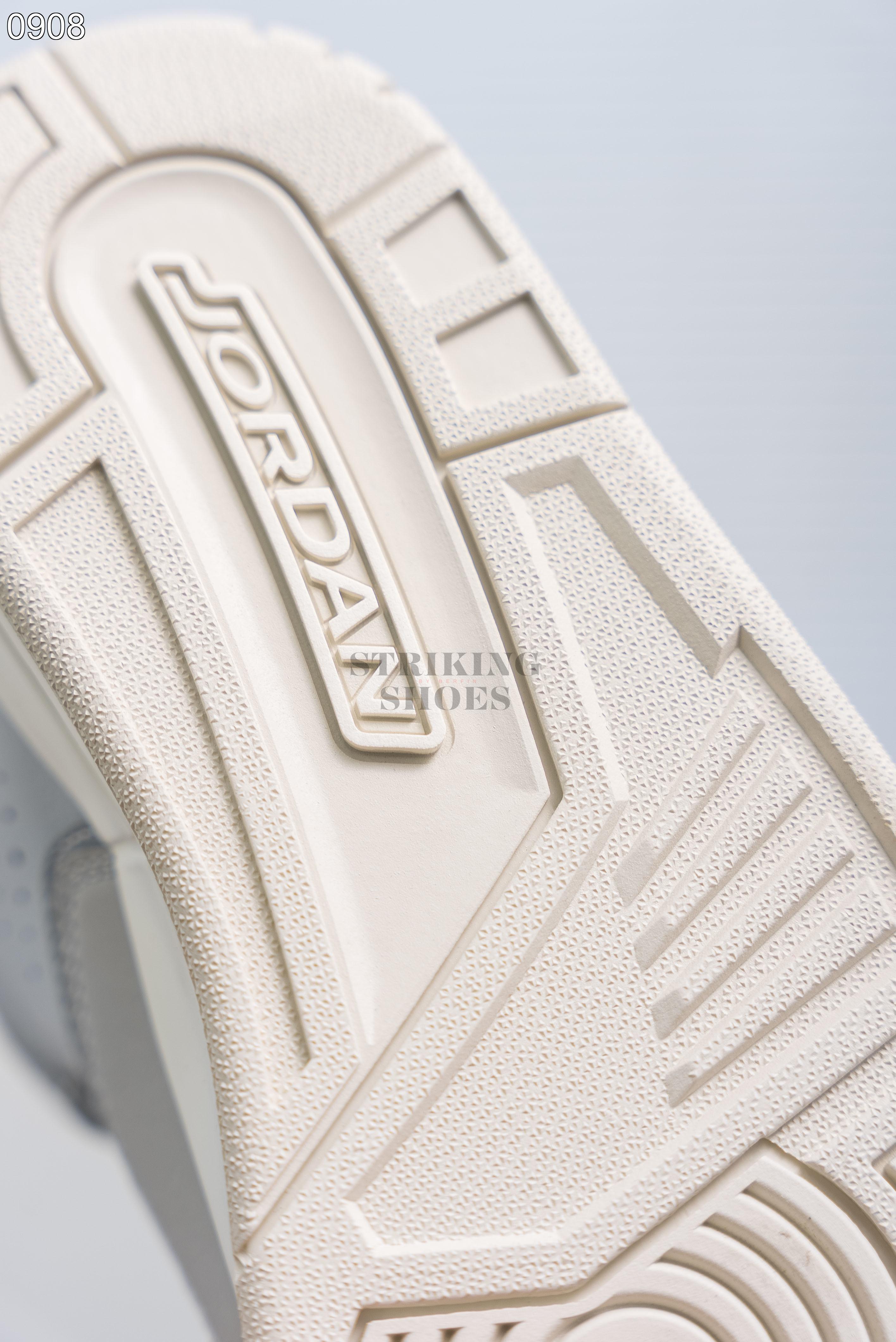 Jordan Courtside 23_img_8