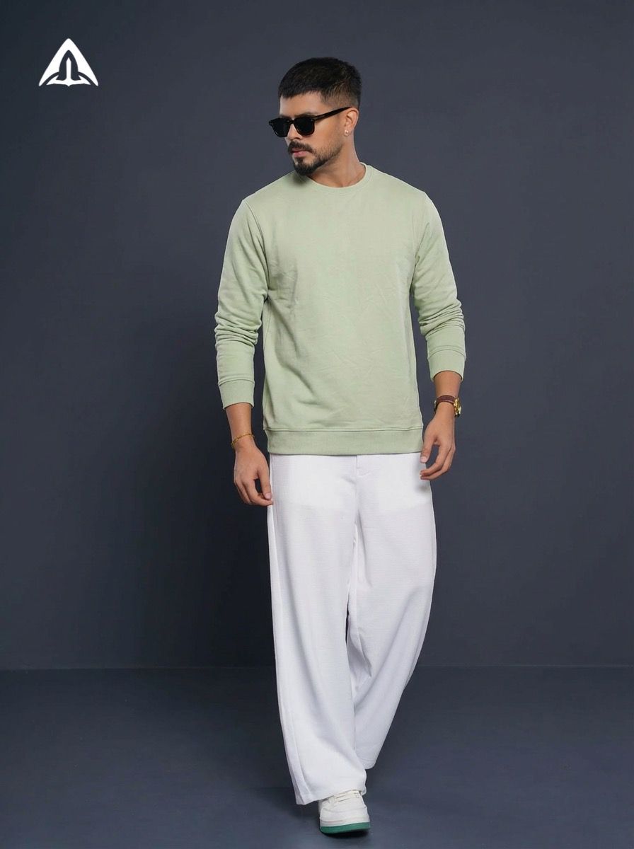 ACENTRIC'S Round-Neck Pullover Sweatshirt