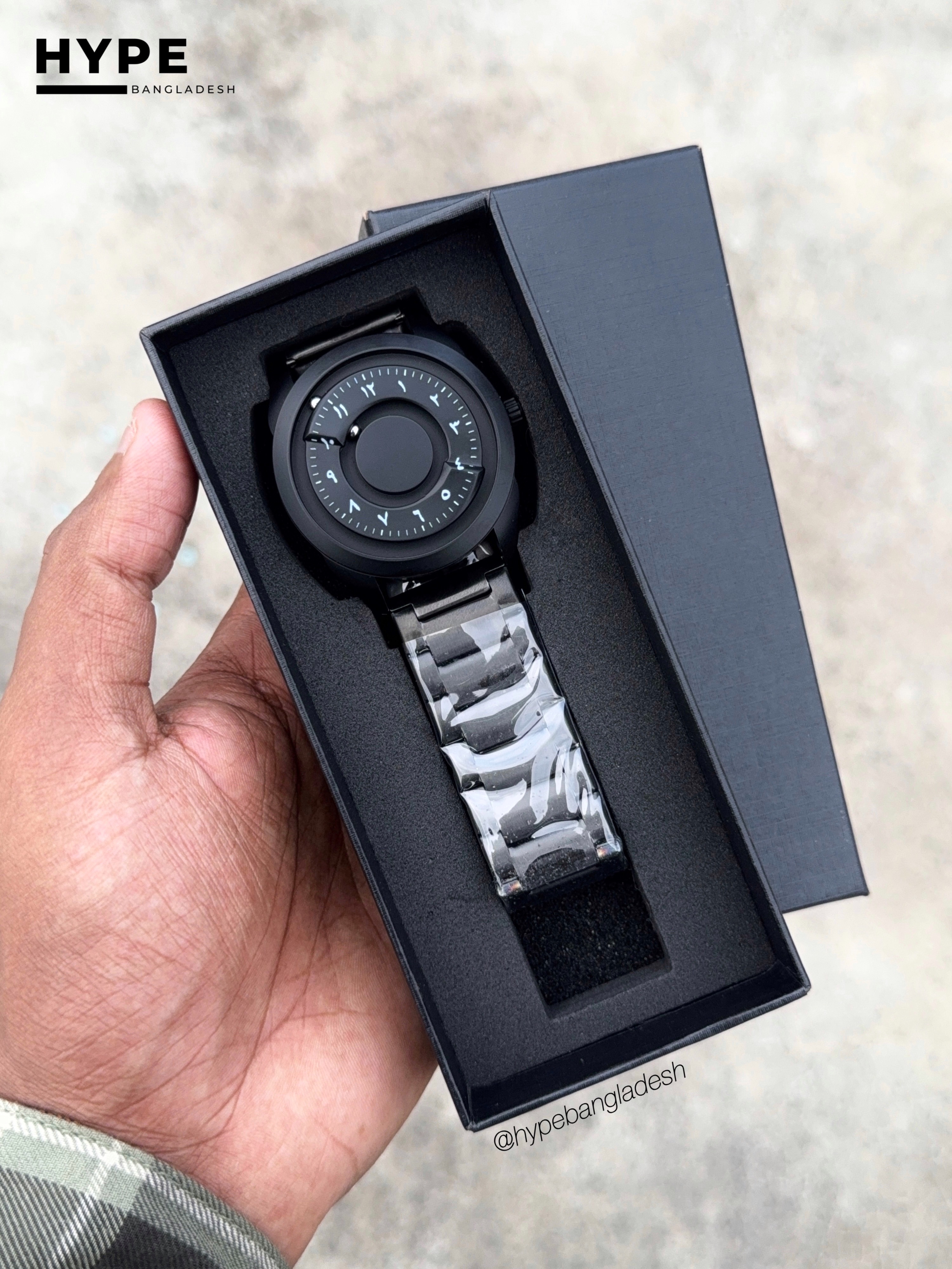 Magnetic Bead Arabic Dial Watch (Black)_img_4