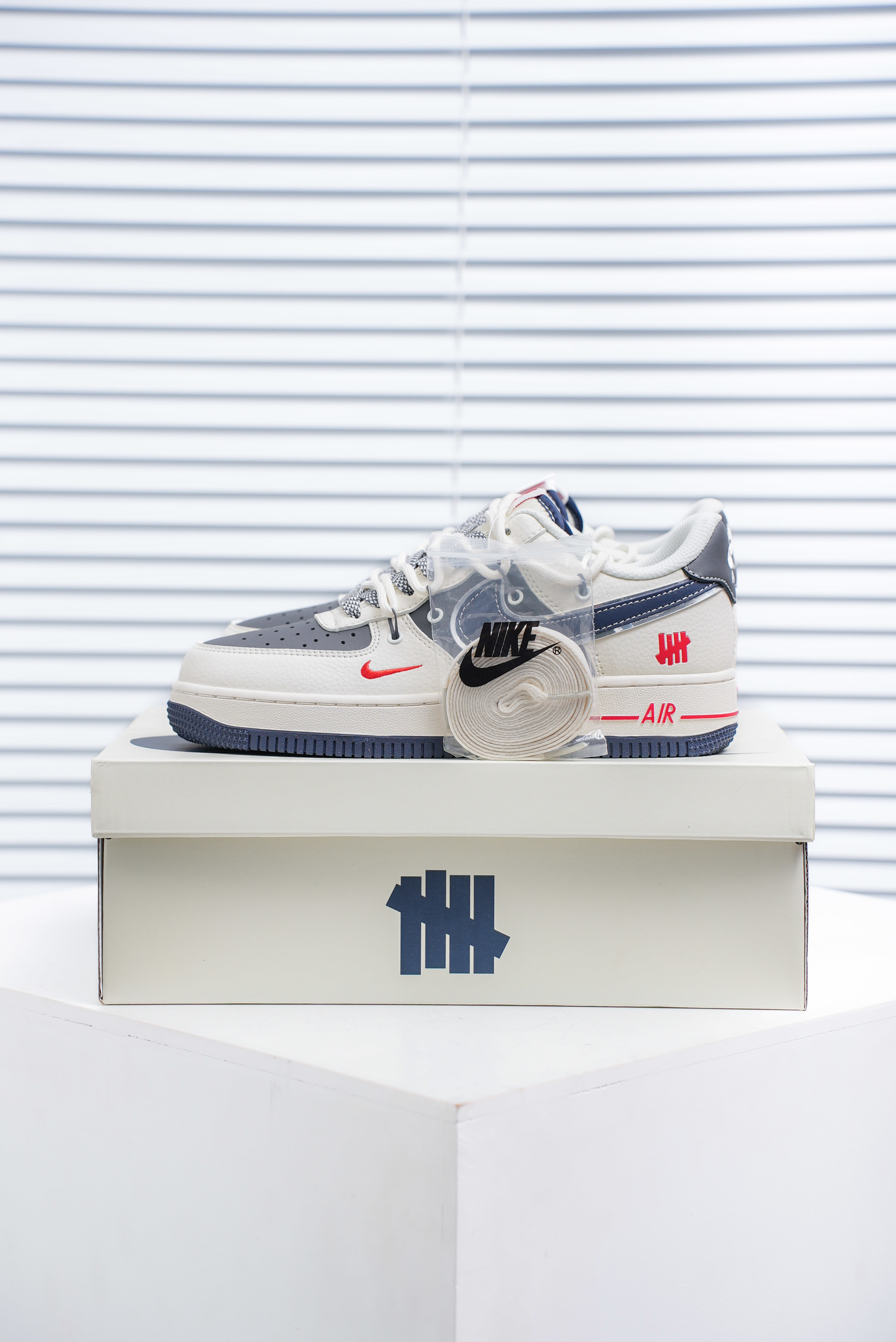 Nike Air Force 1 Low SP x UNDEFEATED (1:1)_img_4