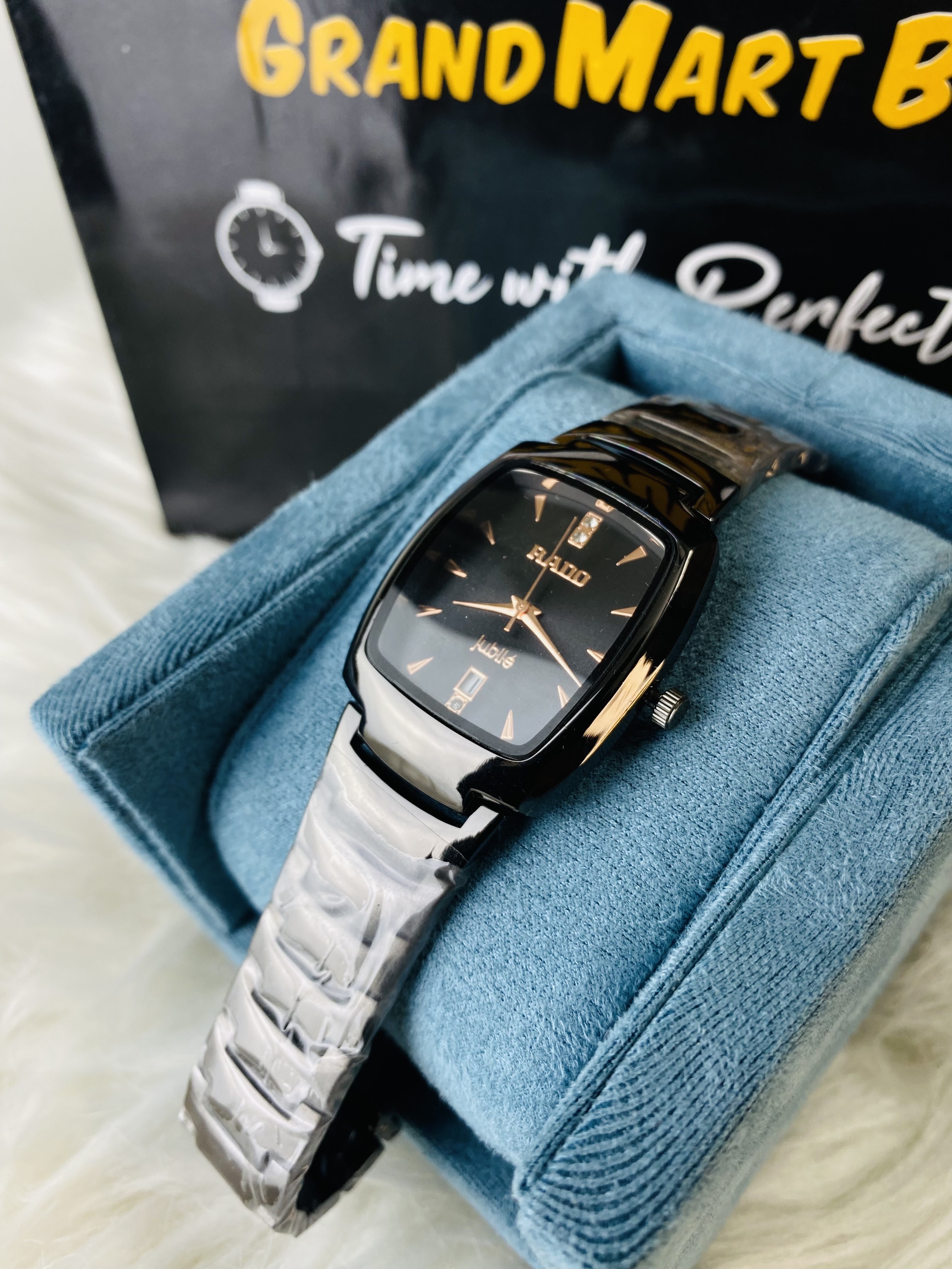 Budget Friendly Couple set full black