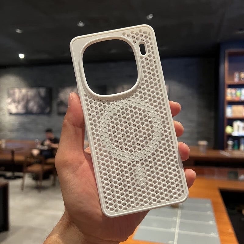 IQOO 12 Magnetic Cooling  Breathable  Protective Cover_img_0