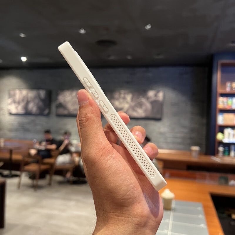 IQOO 12 Magnetic Cooling  Breathable  Protective Cover_img_2