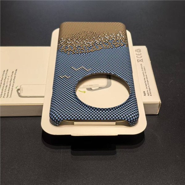 OnePlus 13 Half-pack carbon fiber pattern Non-full-pack ultra-thin heat dissipation cover_img_3