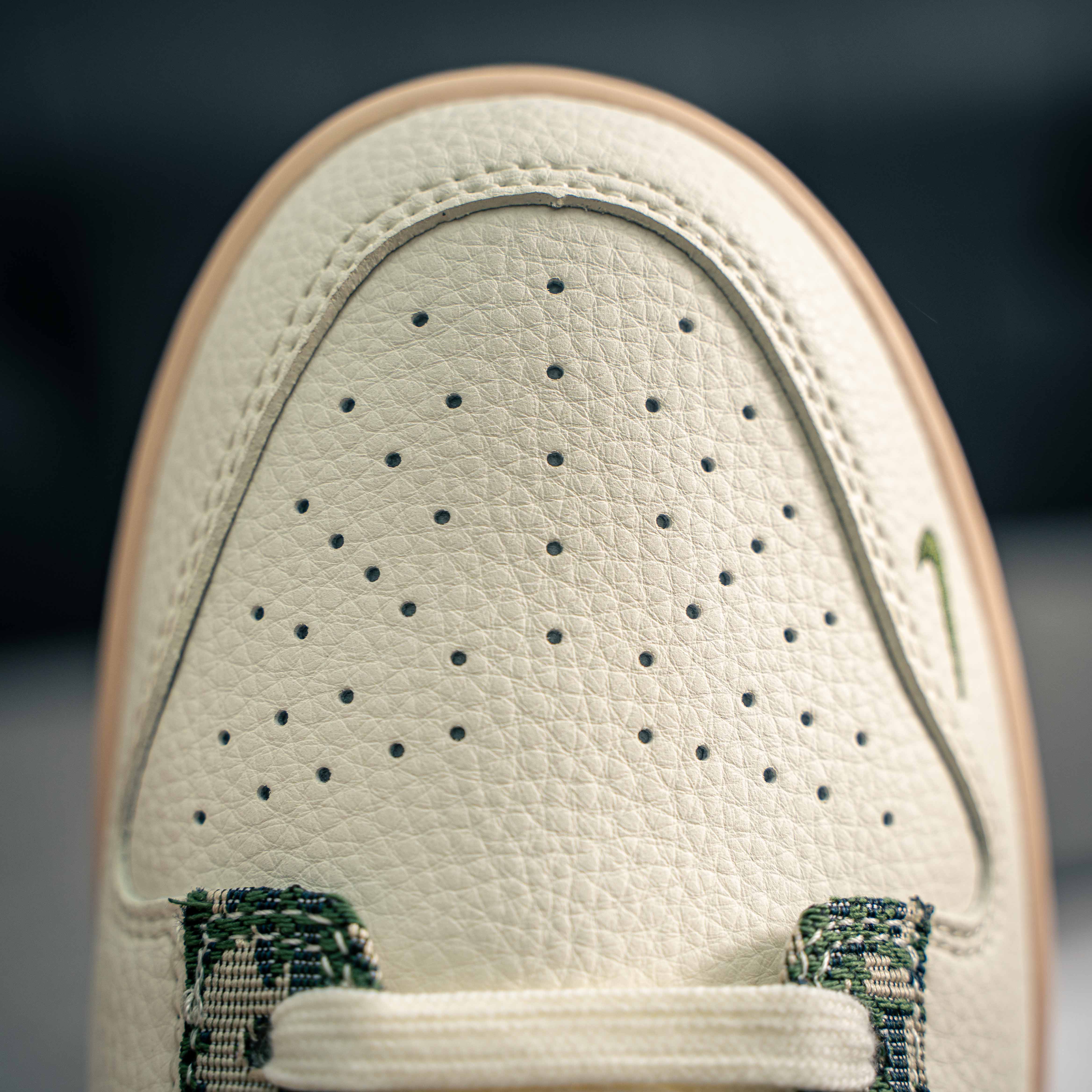 Nike SB Dunk Low x Dior  (1:1)_img_6