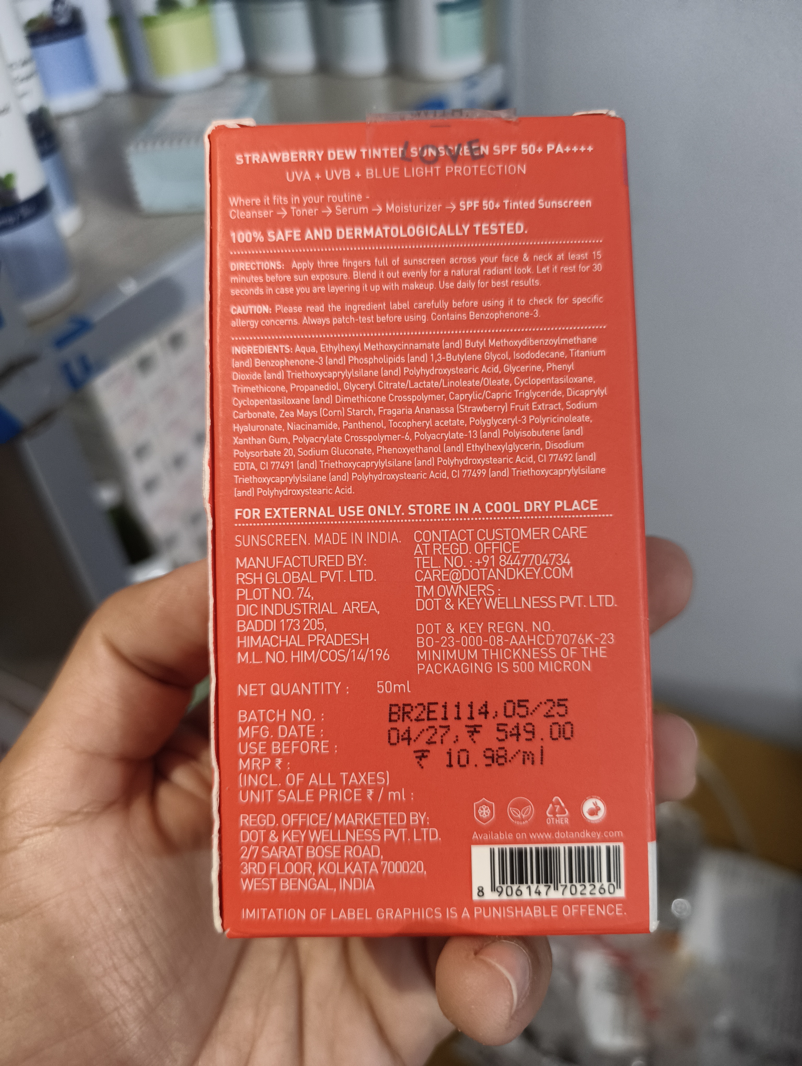 Dot and Key Strawberry Dew Tinted Sunscreen SPF 50+ PA++++ (02 WARM IVORY)_img_2