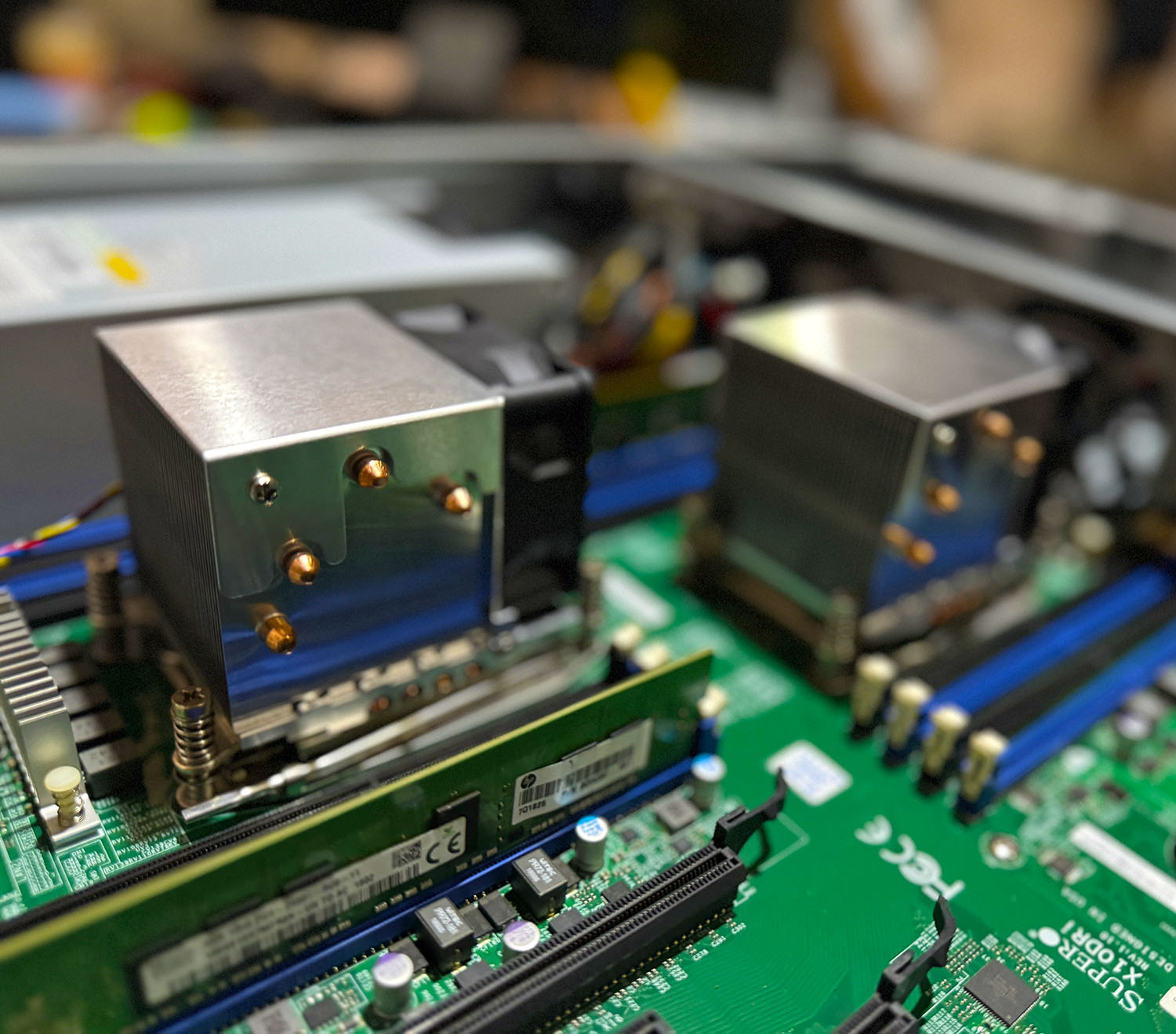 High-Performance MikroTik Server built with powerful multi-core processors_img_3