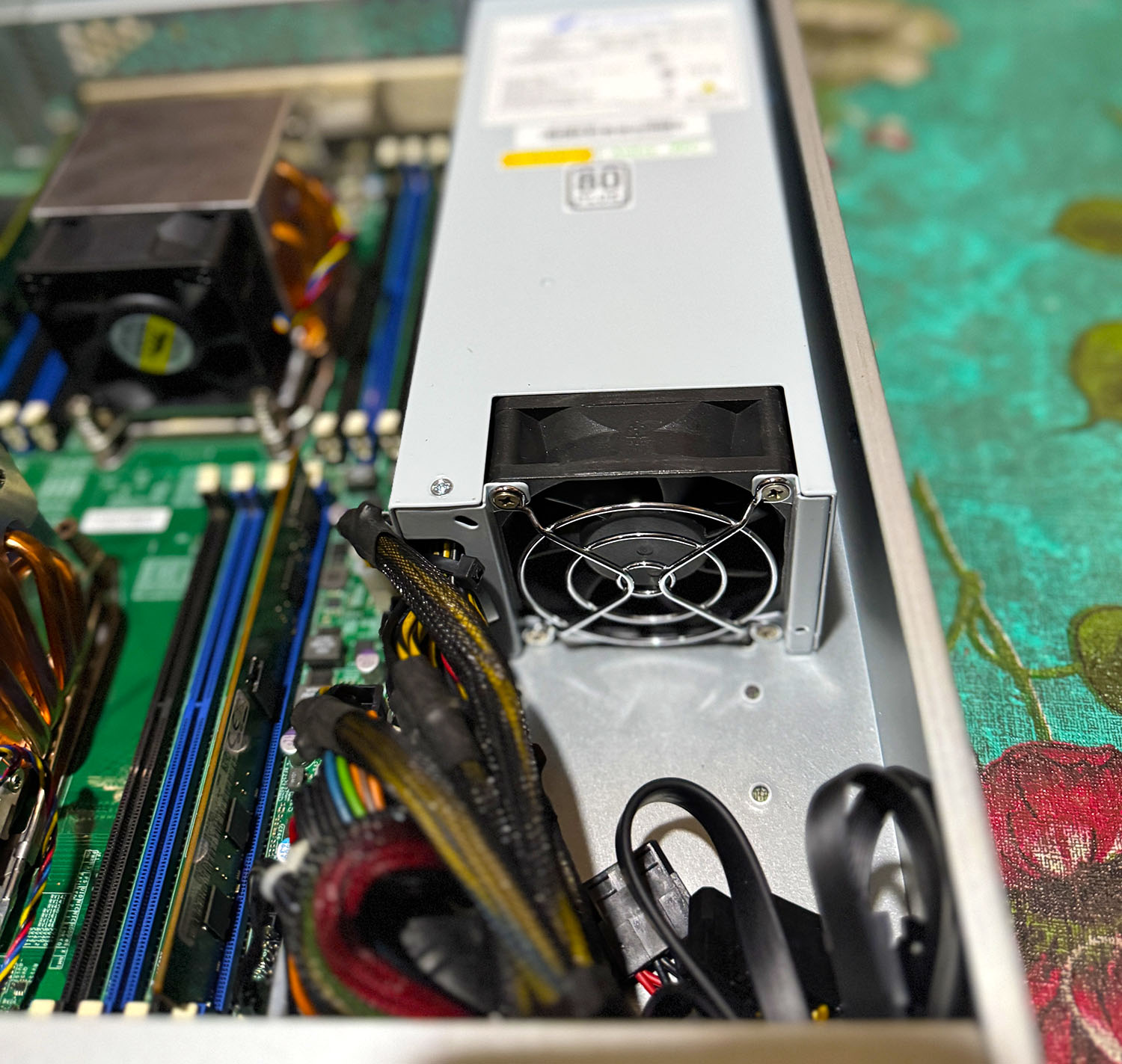 High-Performance MikroTik Server built with powerful multi-core processors_img_5