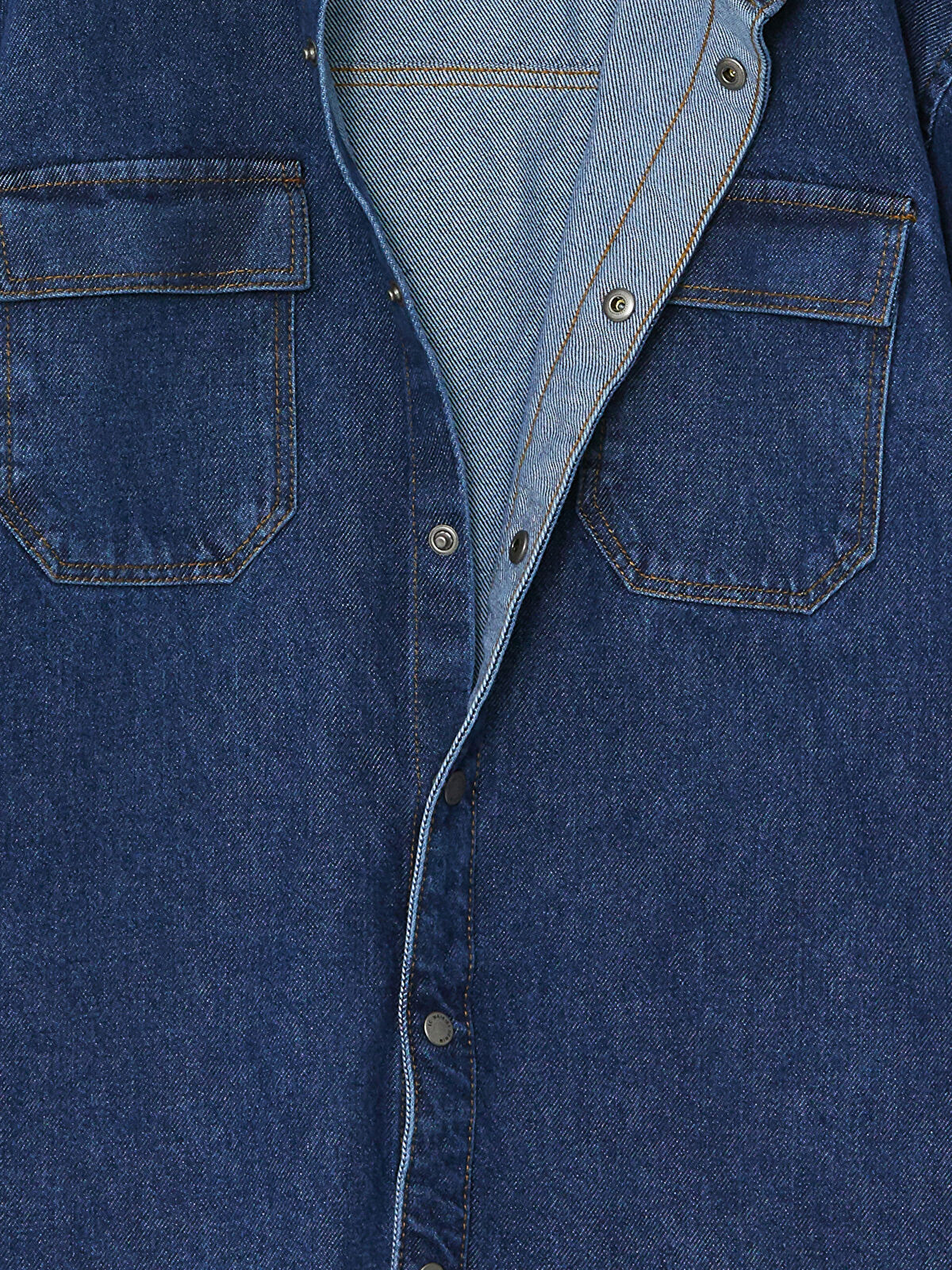 Lc Waikiki kids Relaxed Fit Hooded Boy's Denim Shirt_img_2