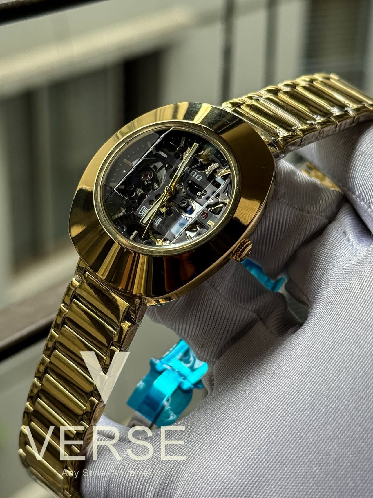 Rado diaster auto gold