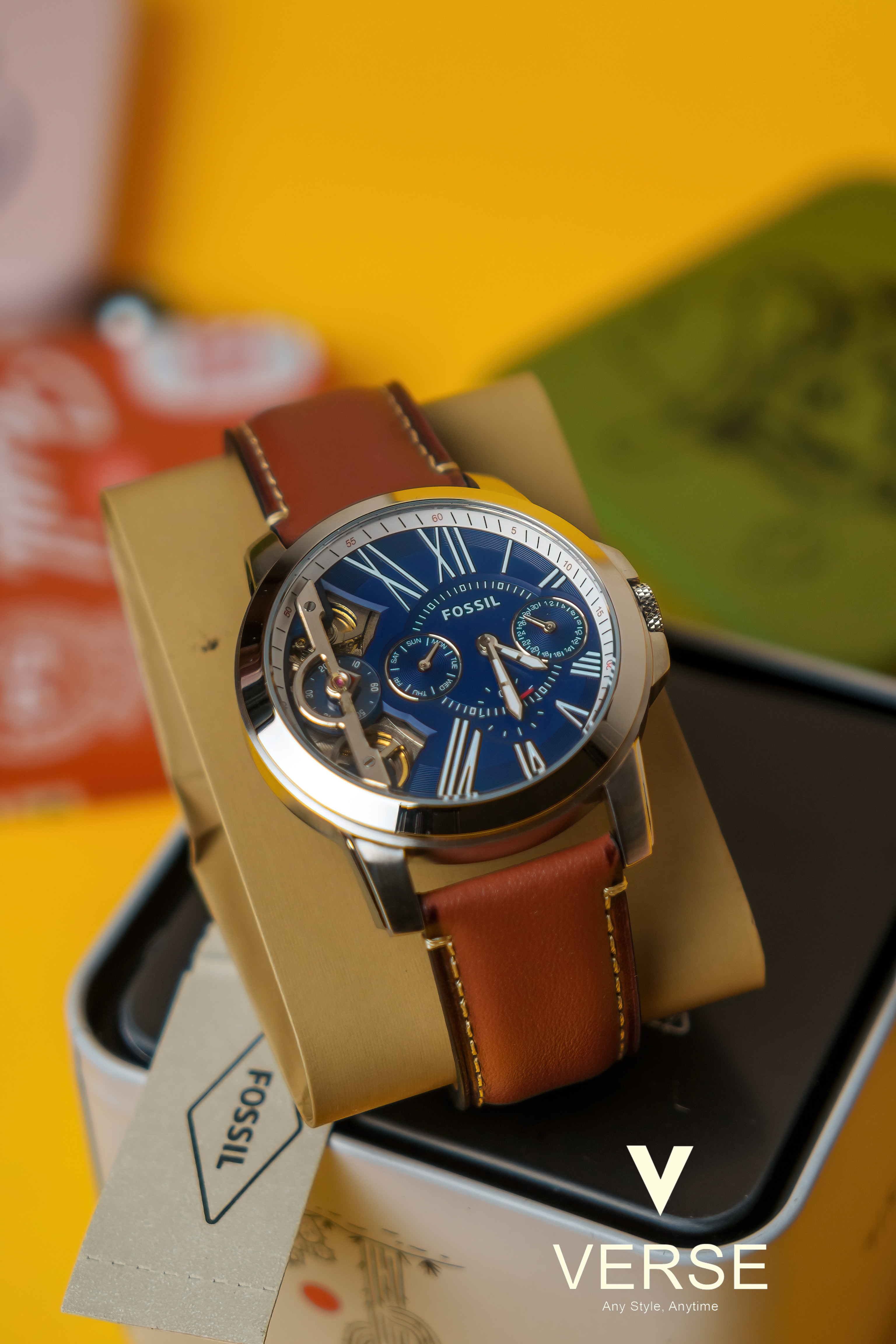 Fossil Grant ME1161 Men’s 44 mm Silver Chronograph – Navy Dial & Brown Leather