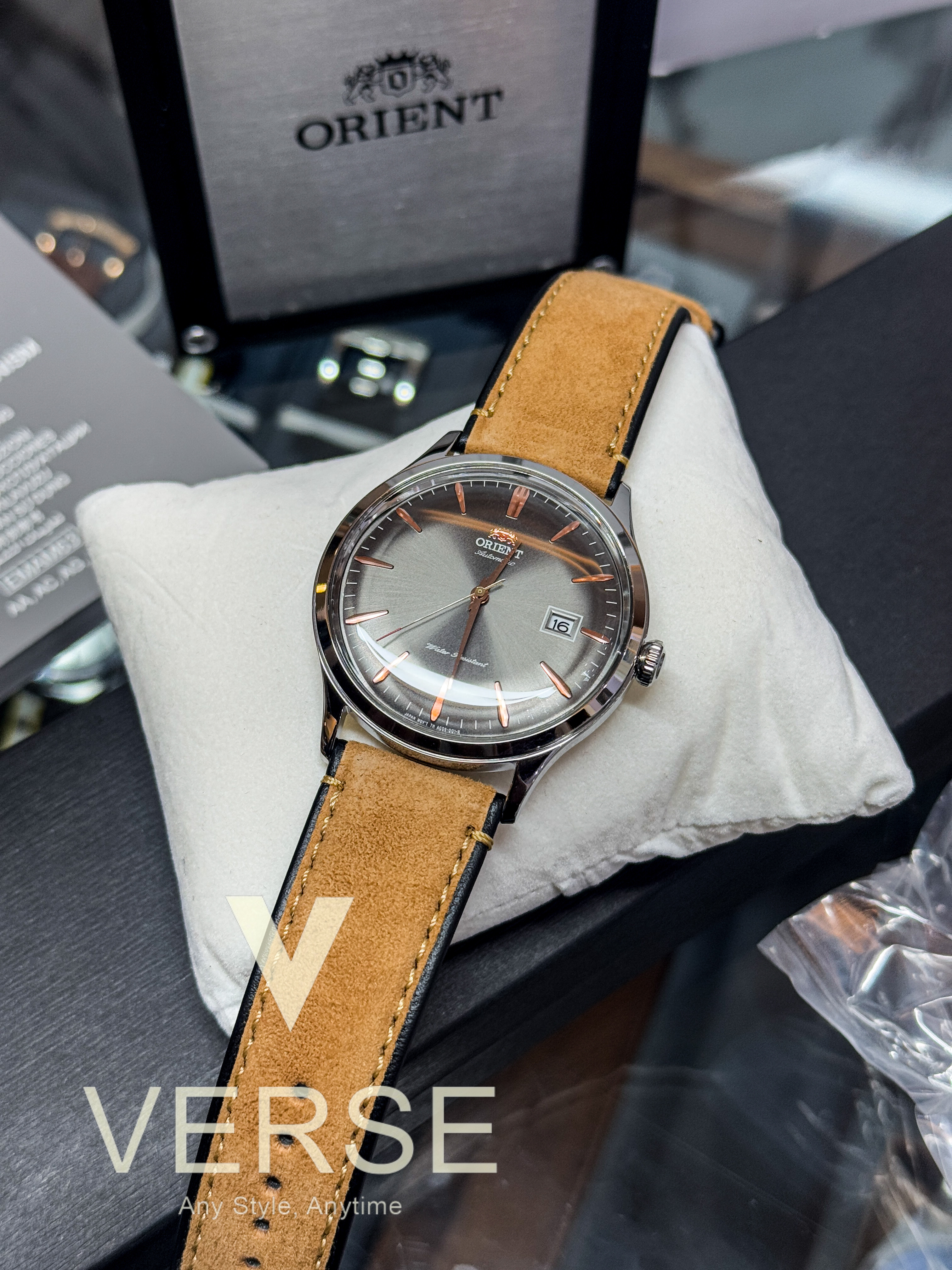 Orient Bambino Version 4 FAC08003A0 Men’s 42 mm Automatic Dress Watch – Grey Dial & Brown Suede Strap_img_1